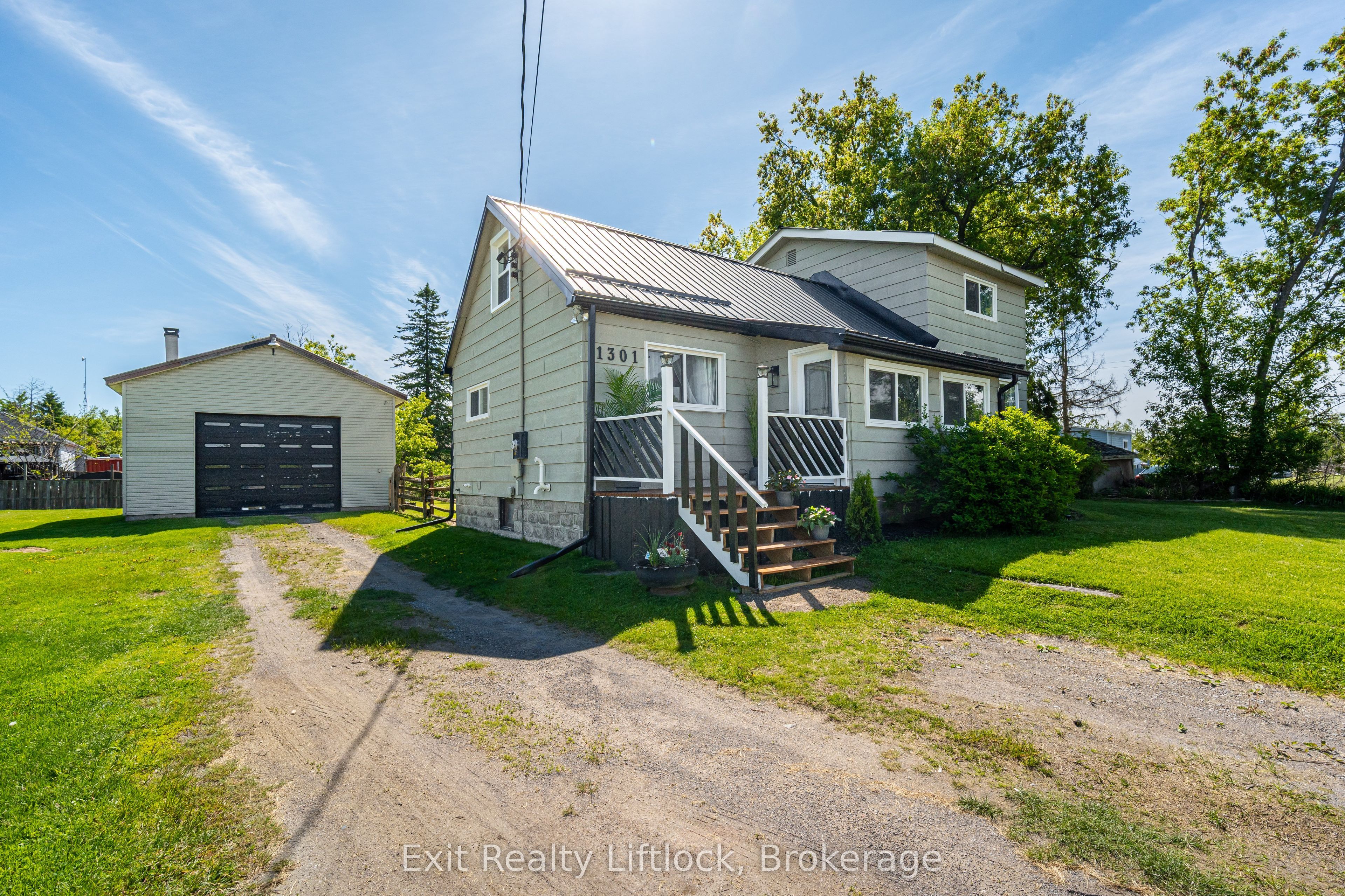 1301 County Rd 28 Property Photo 3