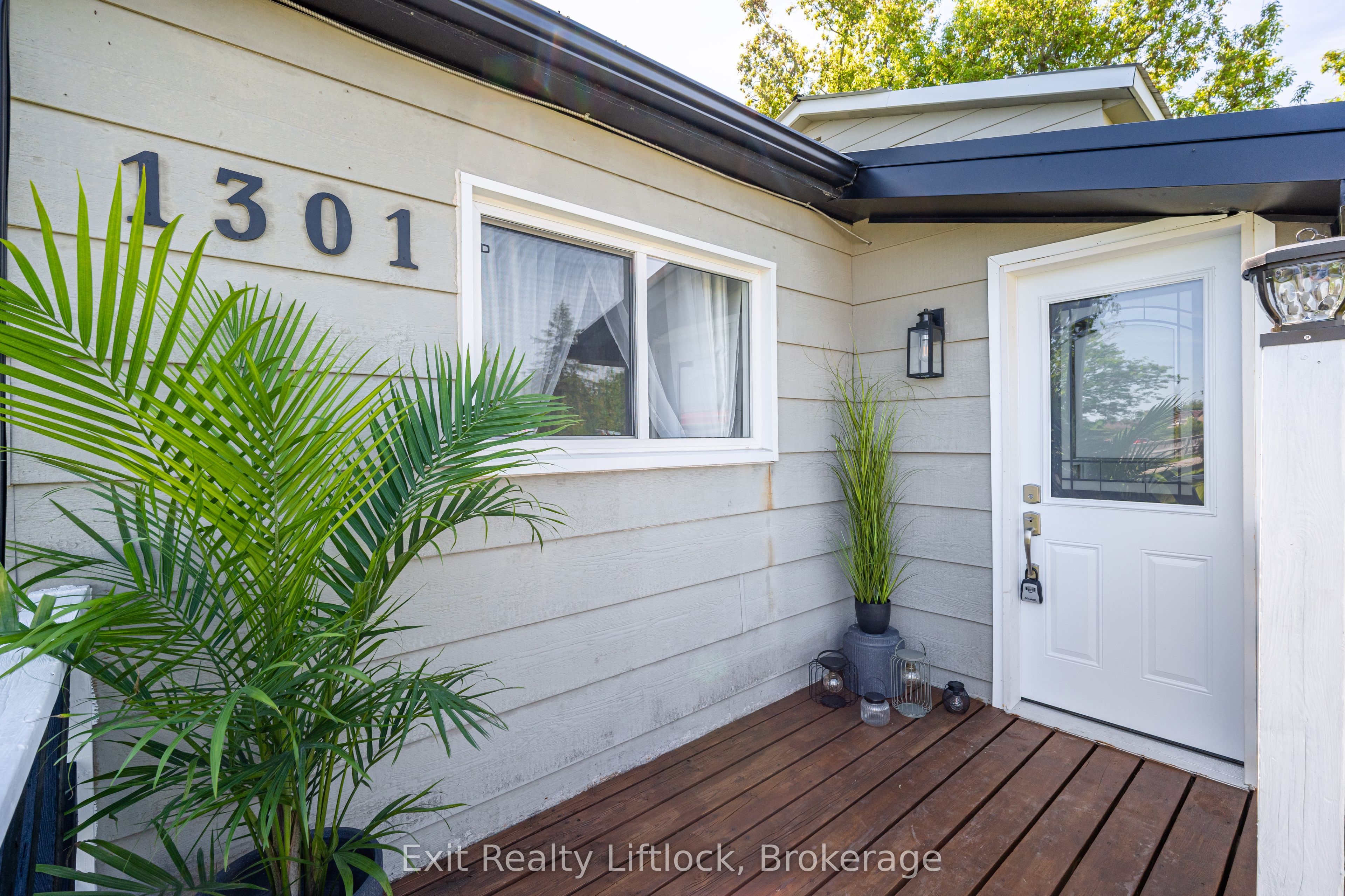 1301 County Rd 28 Property Photo 4