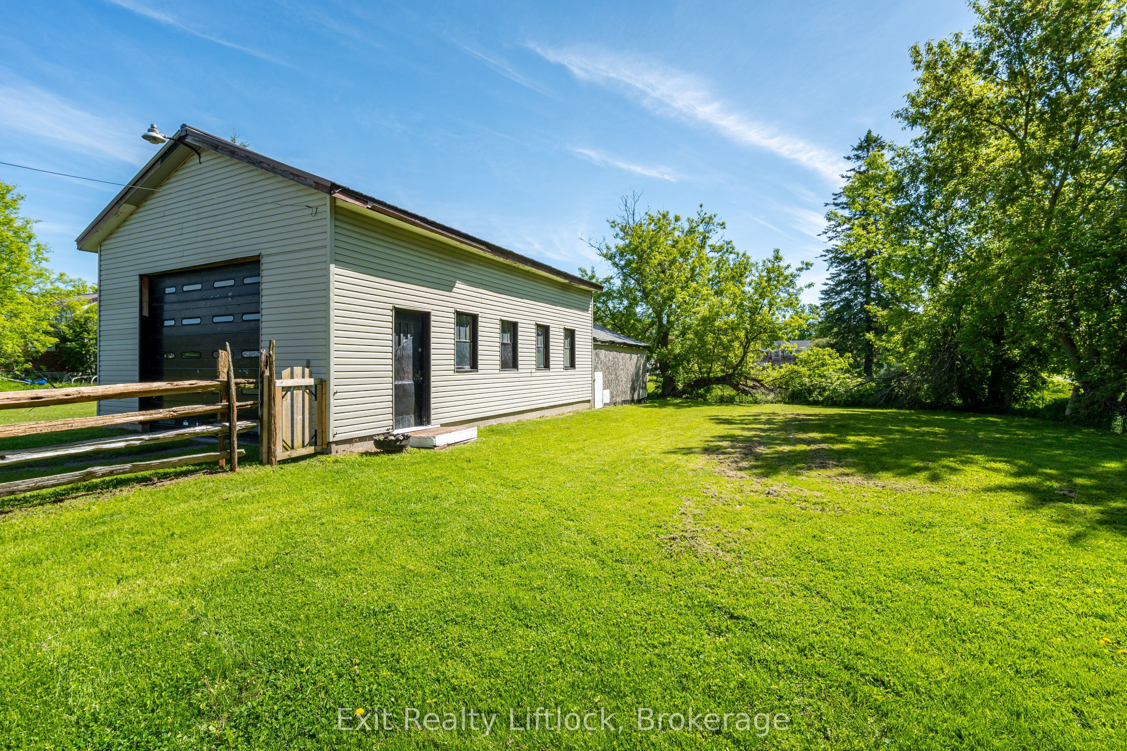 1301 County Rd 28 Property Photo 33