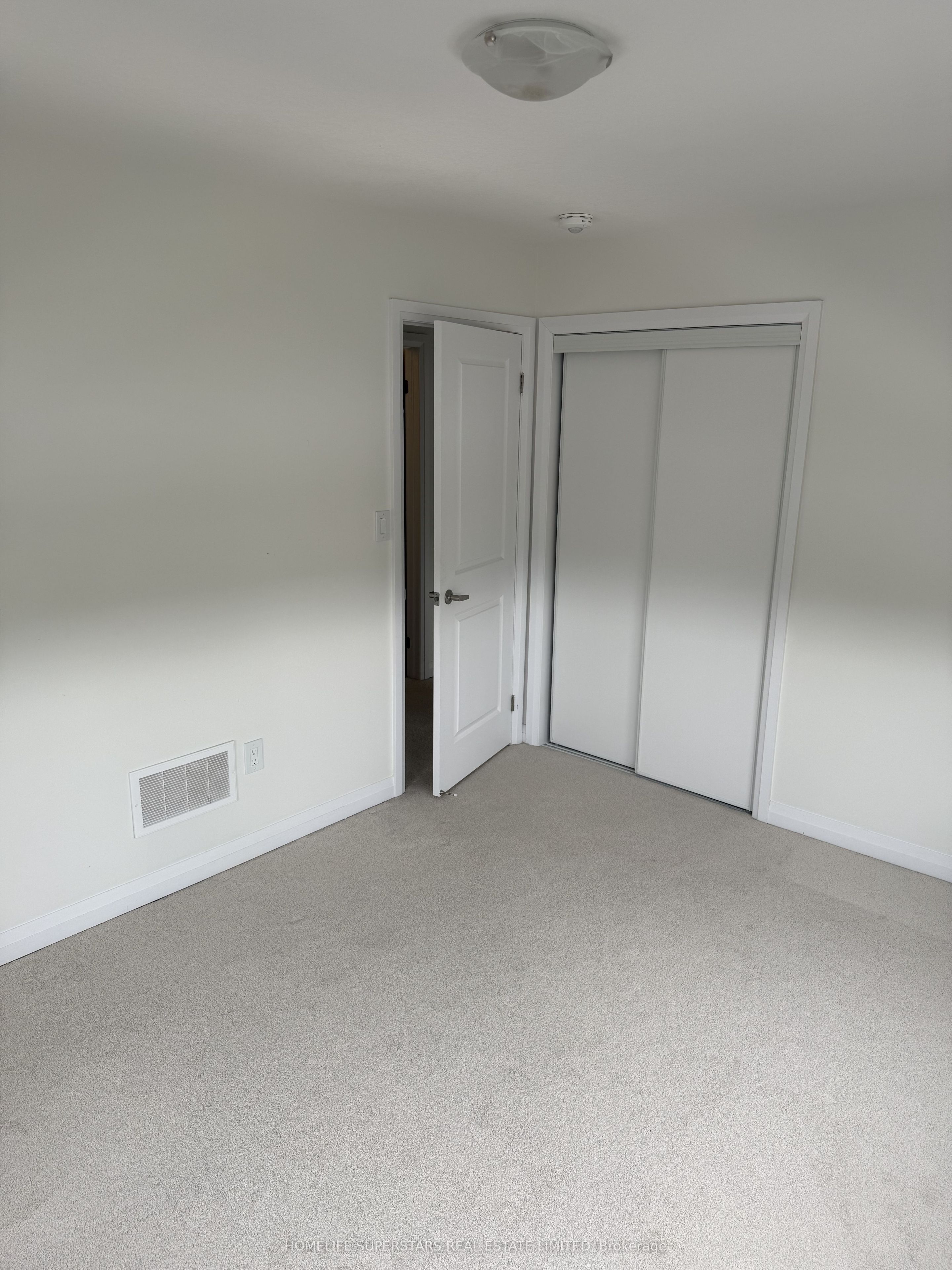 2 Stanley Avenue Property Photo 12