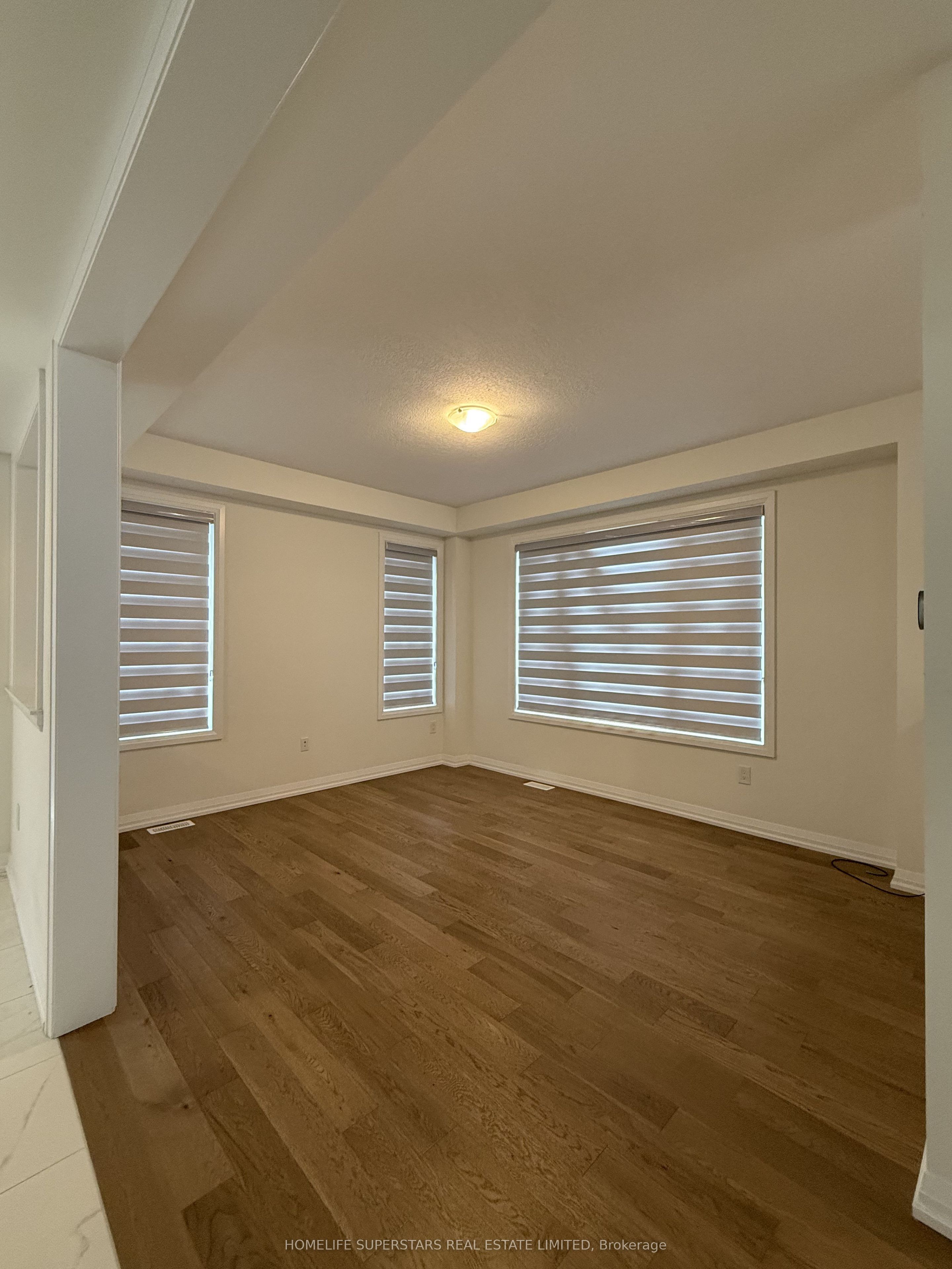 2 Stanley Avenue Property Photo 23