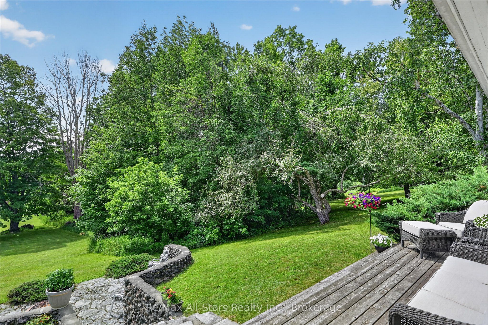85 Grandy Road Property Photo 4