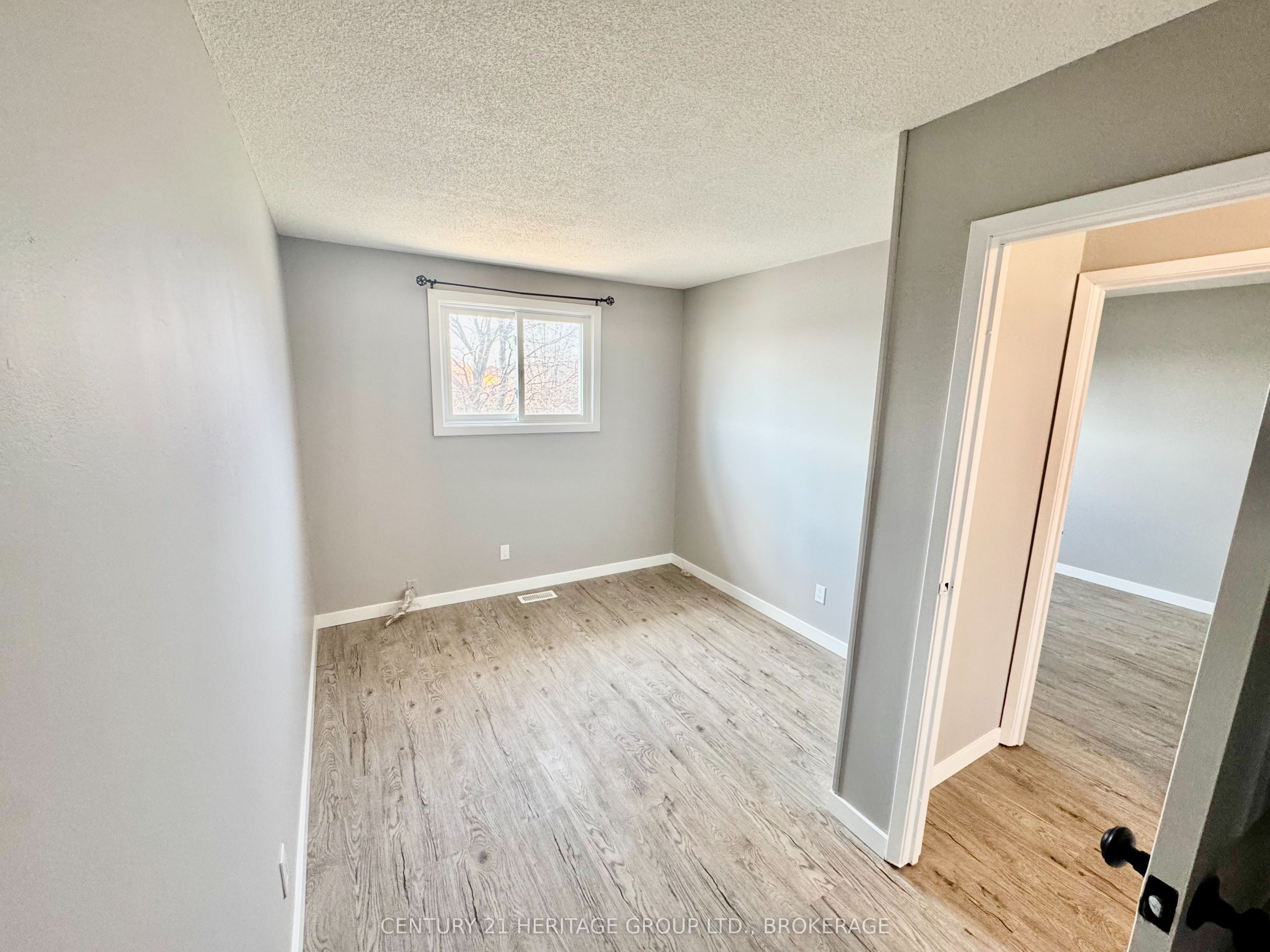 356 Owens Crescent Property Photo 14