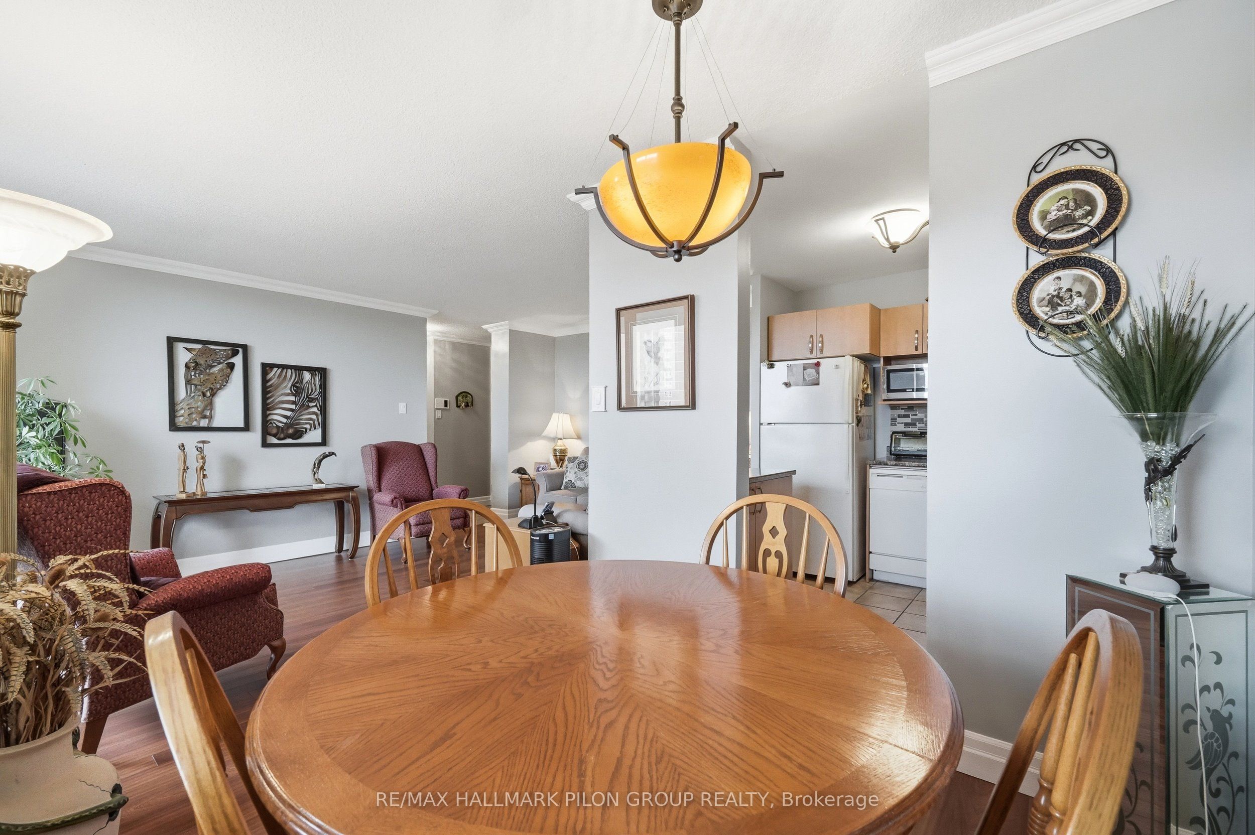 2000 Jasmine Crescent 508 Property Photo 6