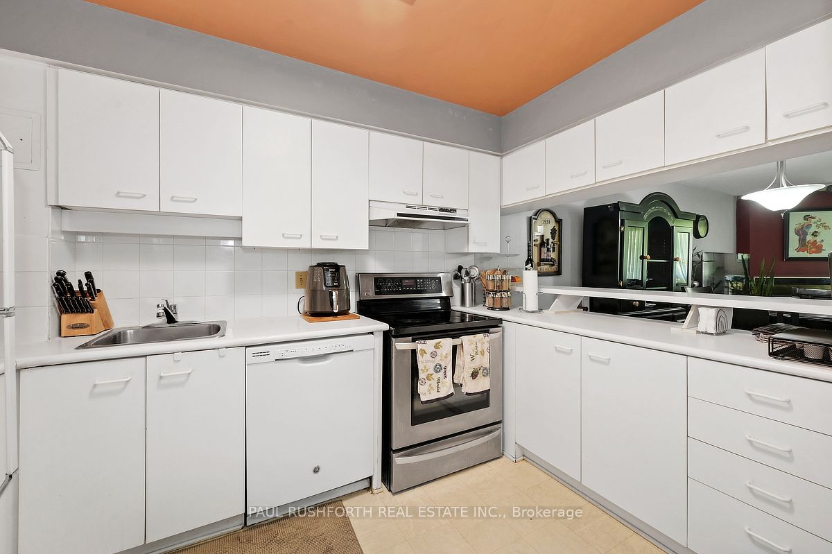 362 Briston Private Property Photo 10