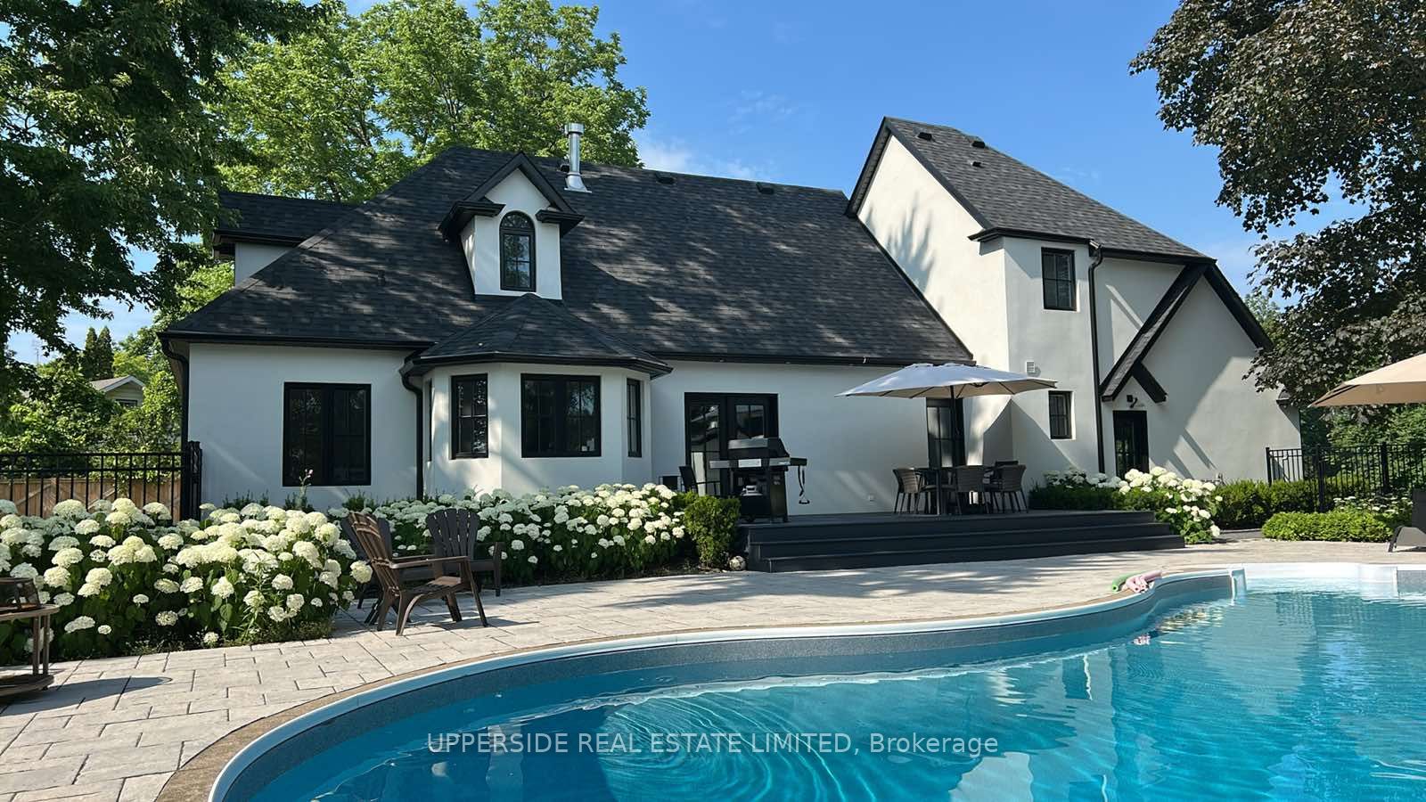 15886 Niagara Parkway Property Photo 6