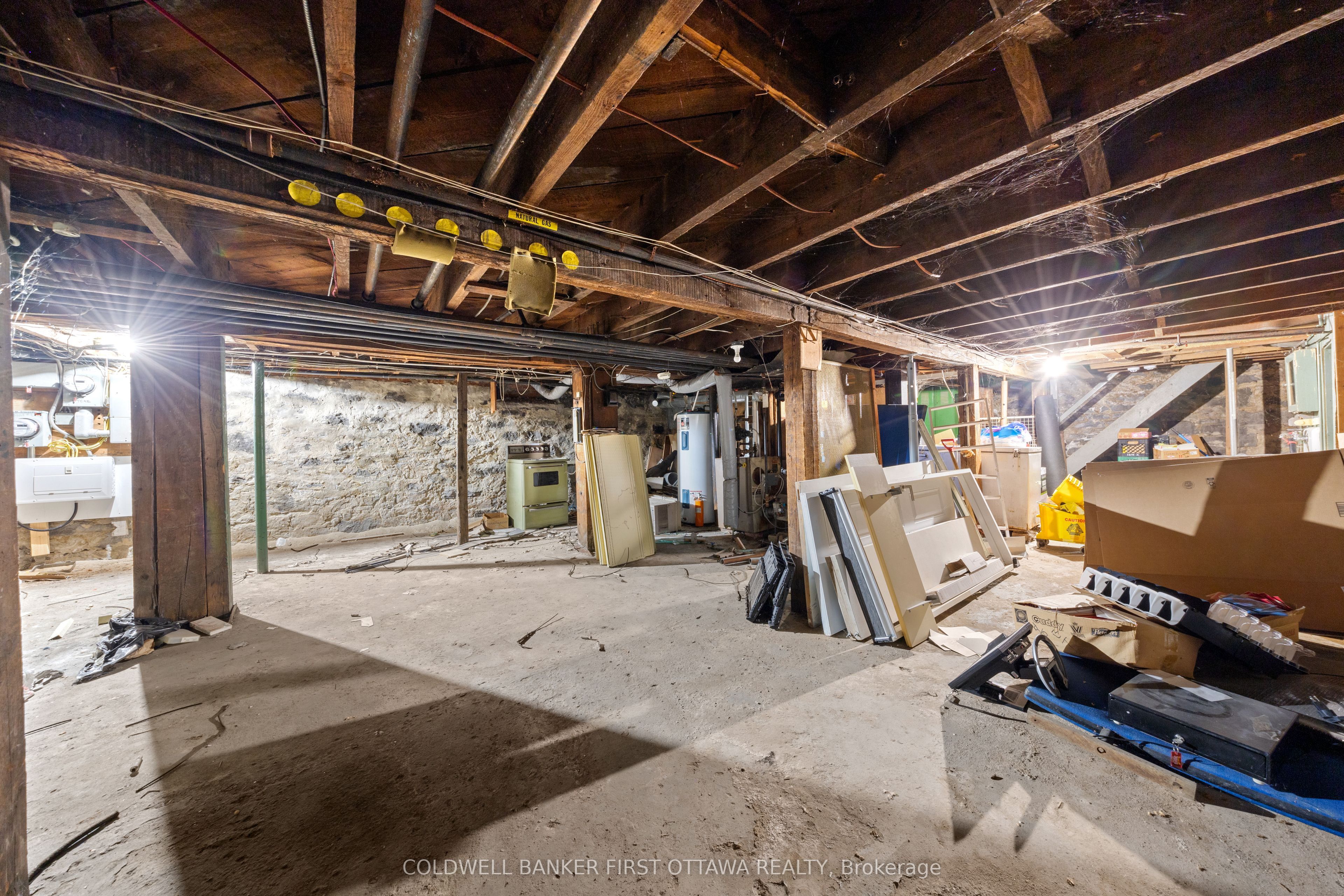 245 Bay Street Property Photo 13
