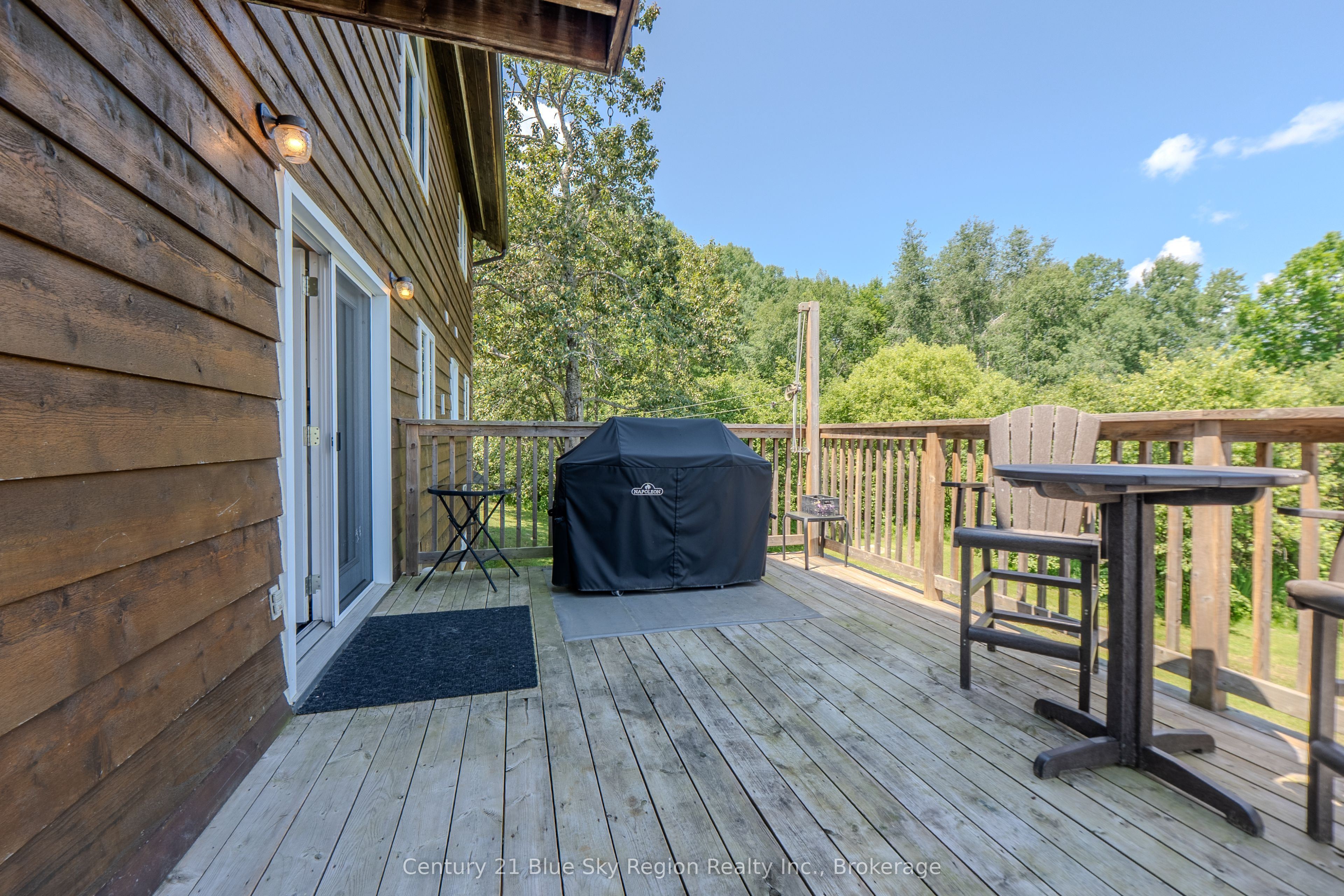 1033 Centennial Crescent Property Photo 14