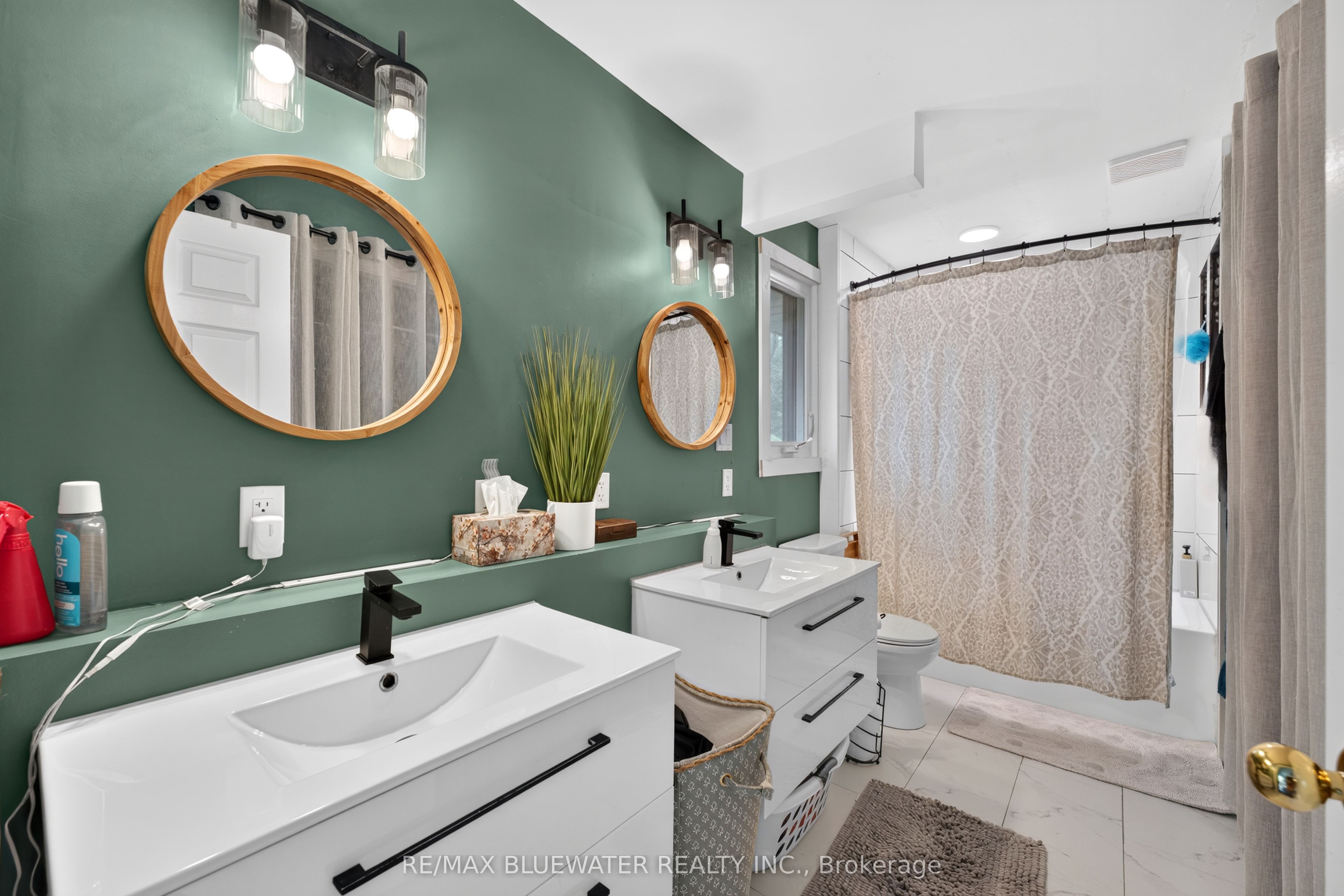 177 Toronto Street Property Photo 19