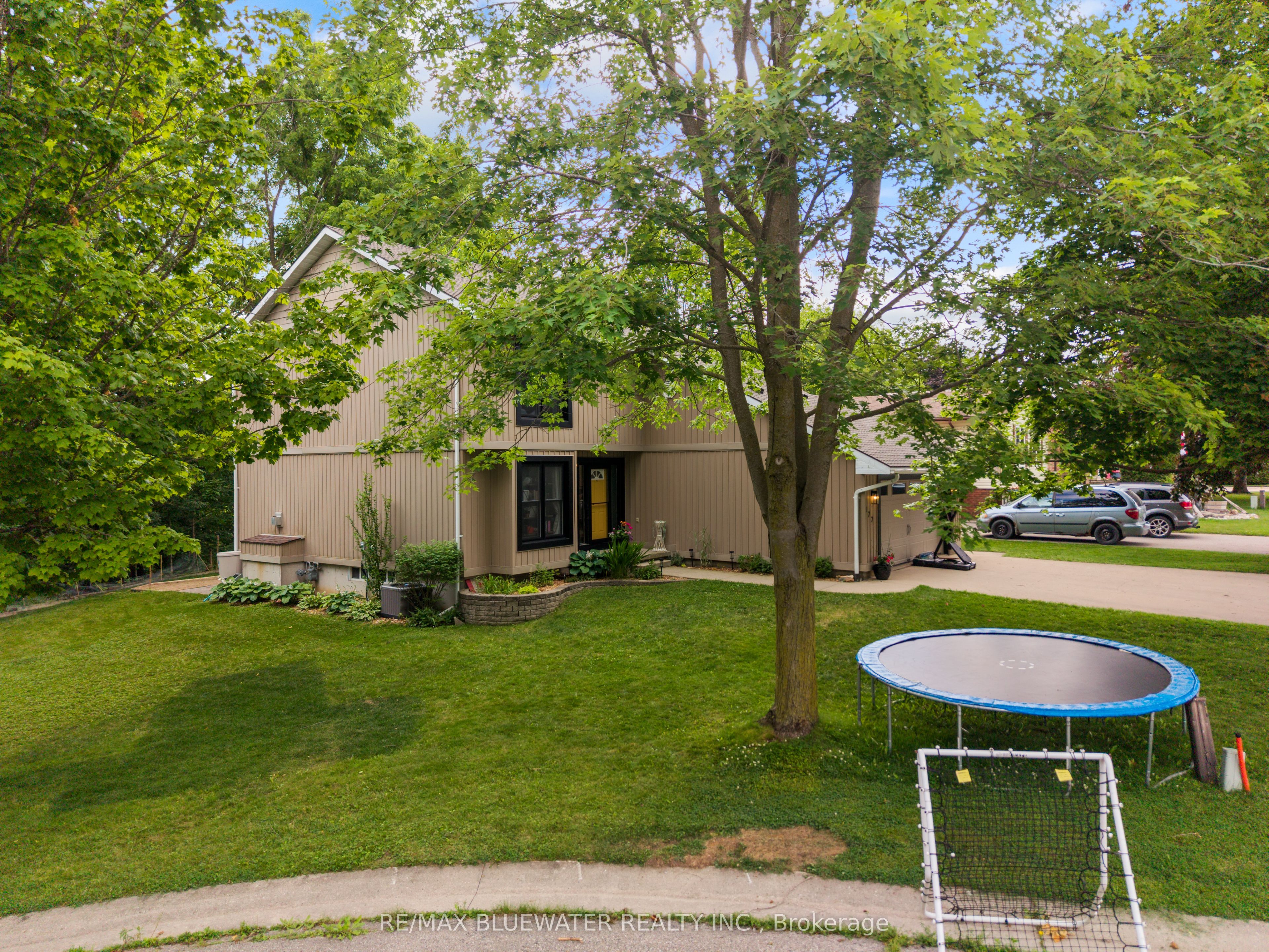 177 Toronto Street Property Photo 33
