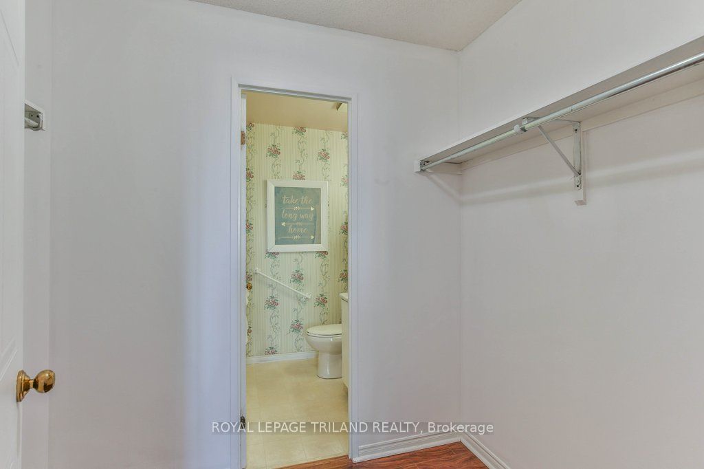 333 Commissioners Road W 405 Property Photo 27