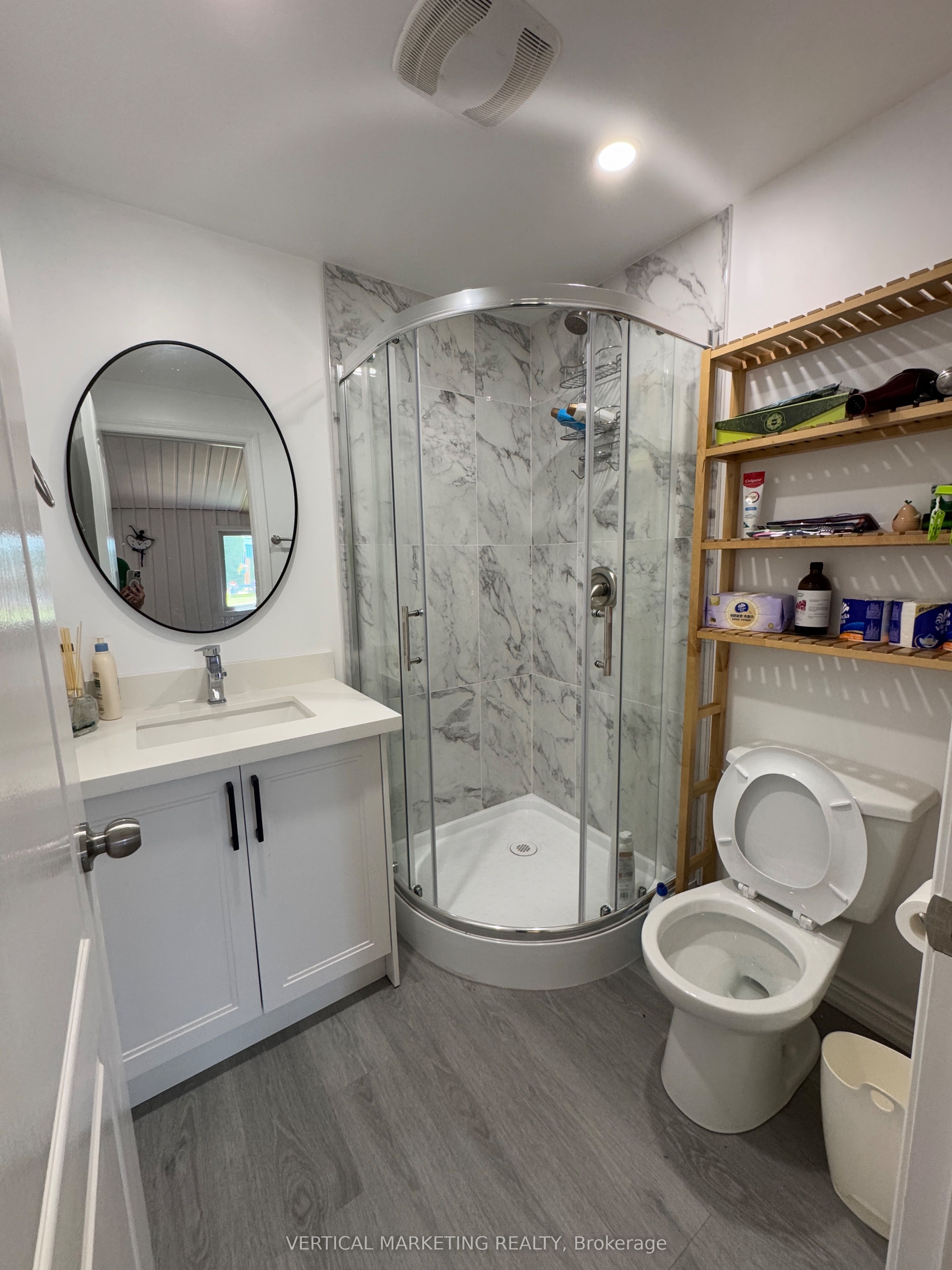 823 Relative Road Property Photo 15