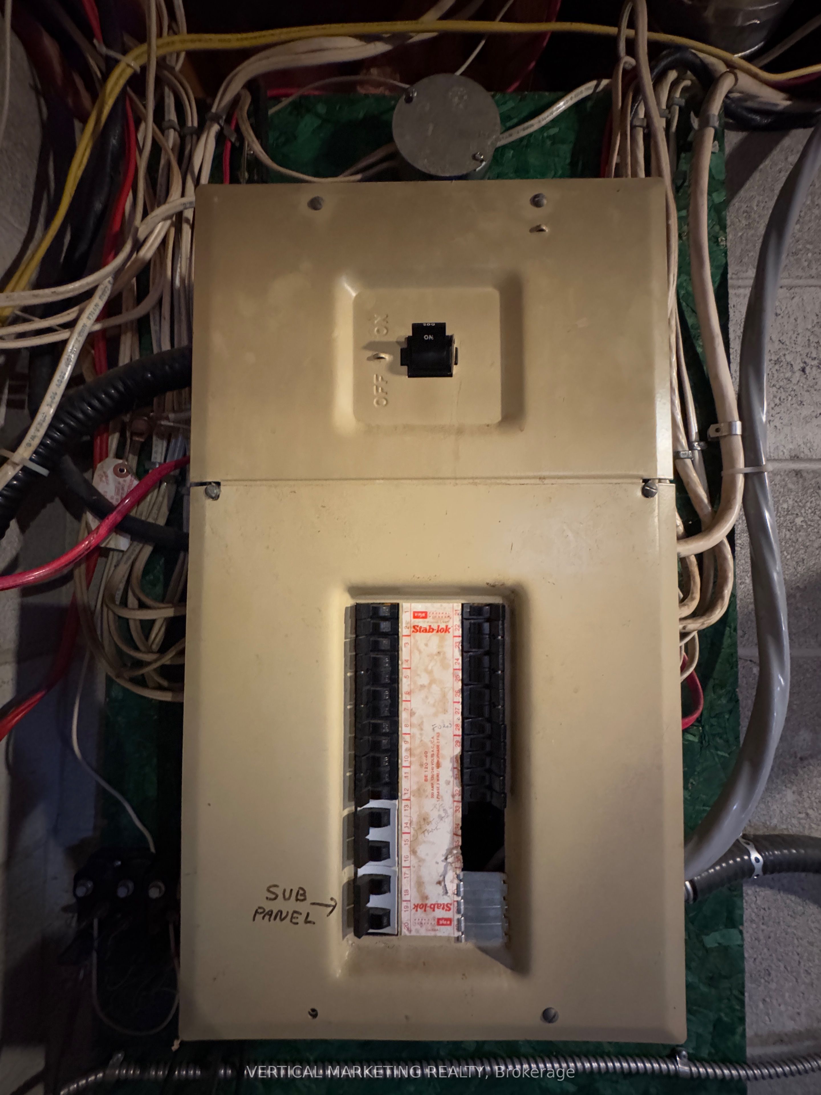 823 Relative Road Property Photo 25