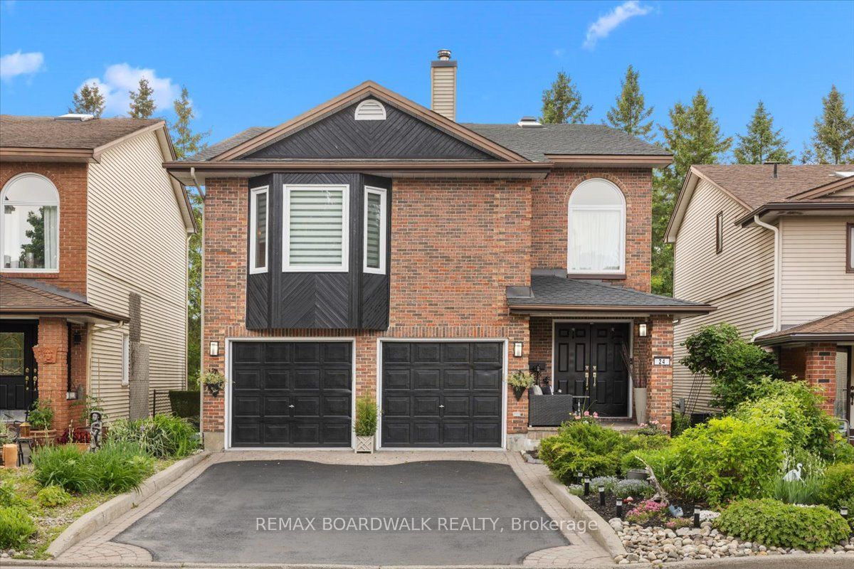 24 HACKETT Street Property Photo 1