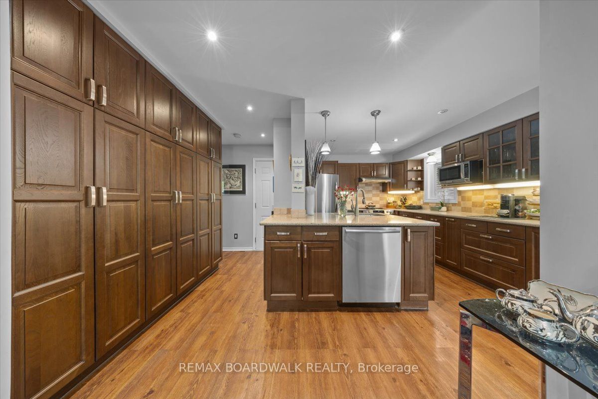 24 Hackett Street Property Photo 13
