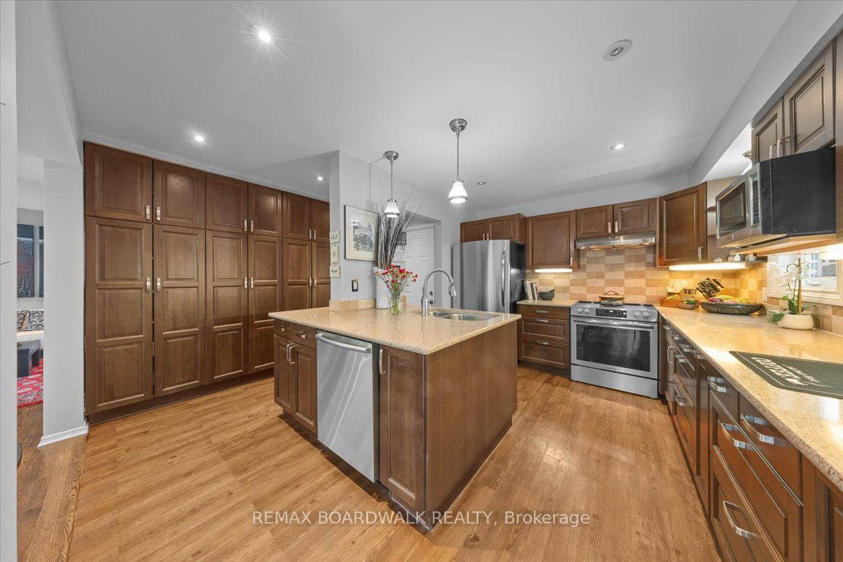 24 Hackett Street Property Photo 15