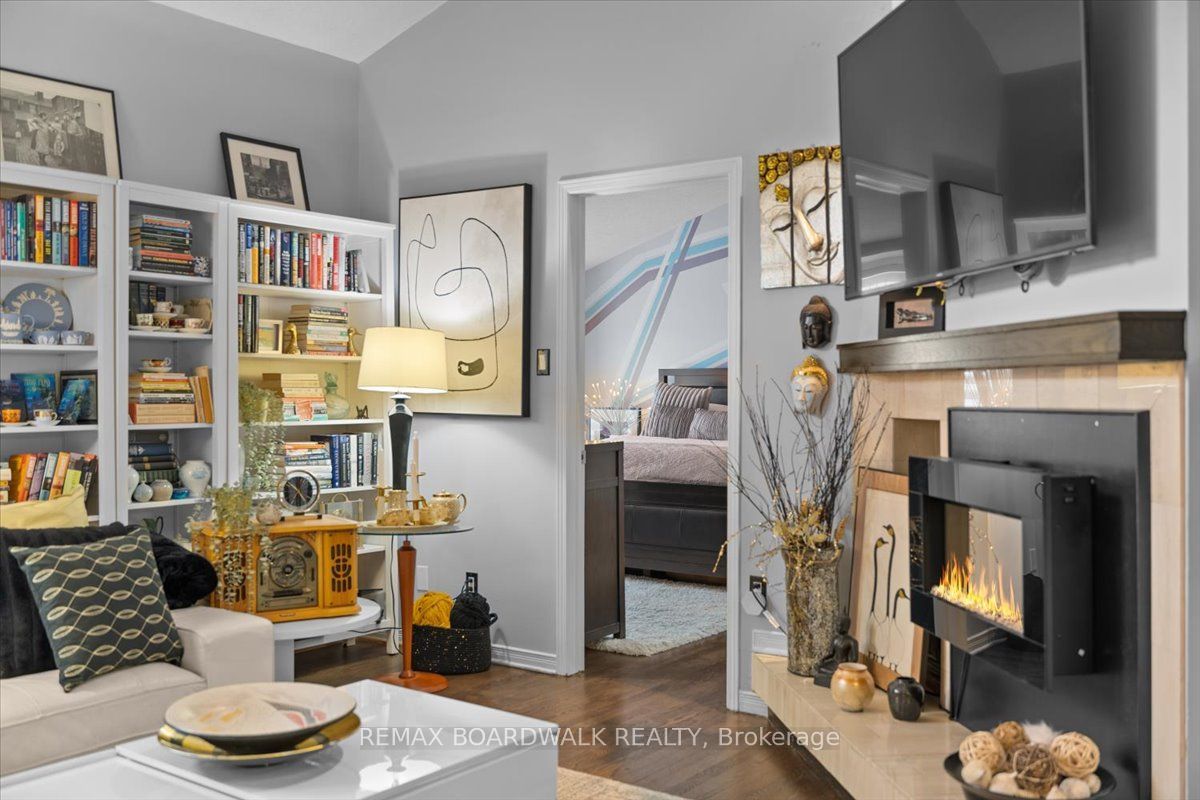24 Hackett Street Property Photo 35