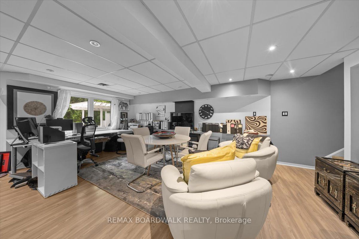 24 Hackett Street Property Photo 38