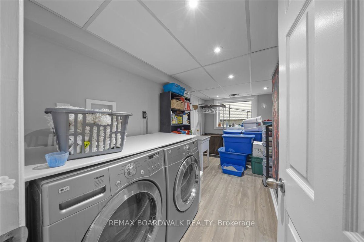 24 Hackett Street Property Photo 39