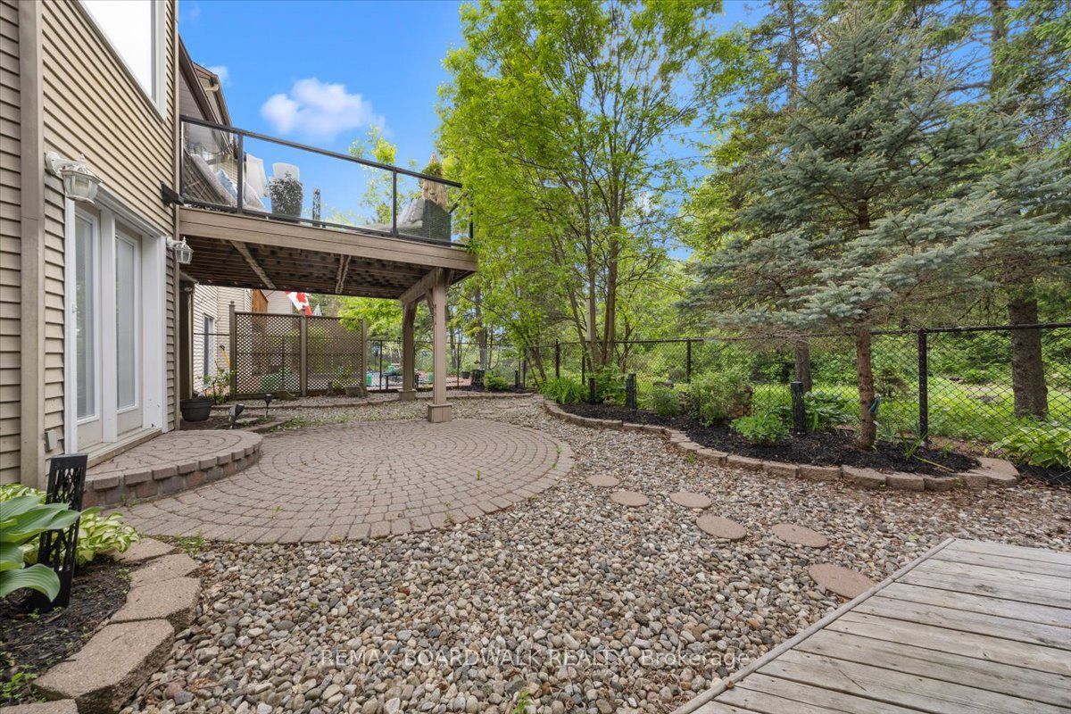 24 Hackett Street Property Photo 42