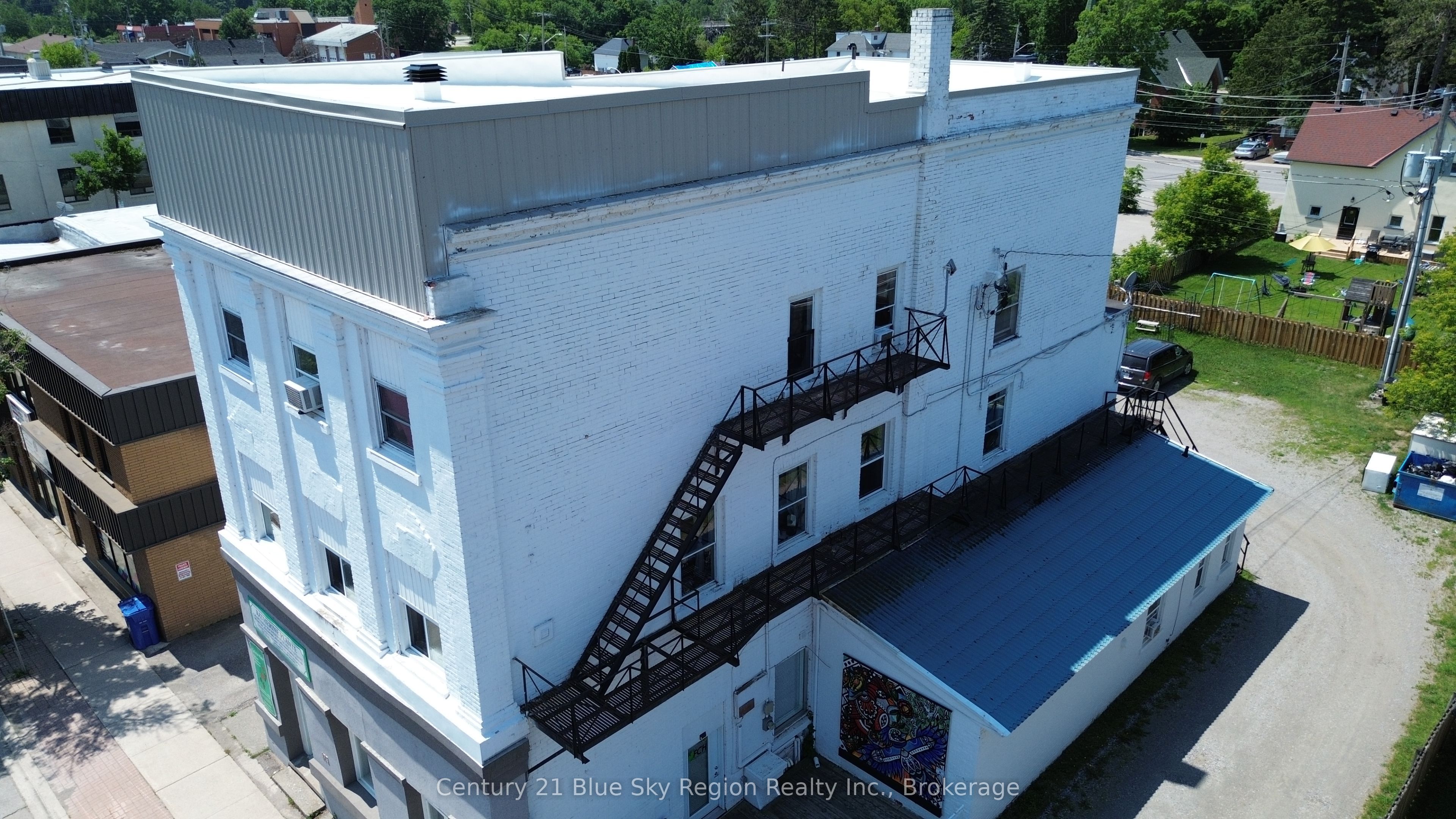 173 King Street Property Photo 27