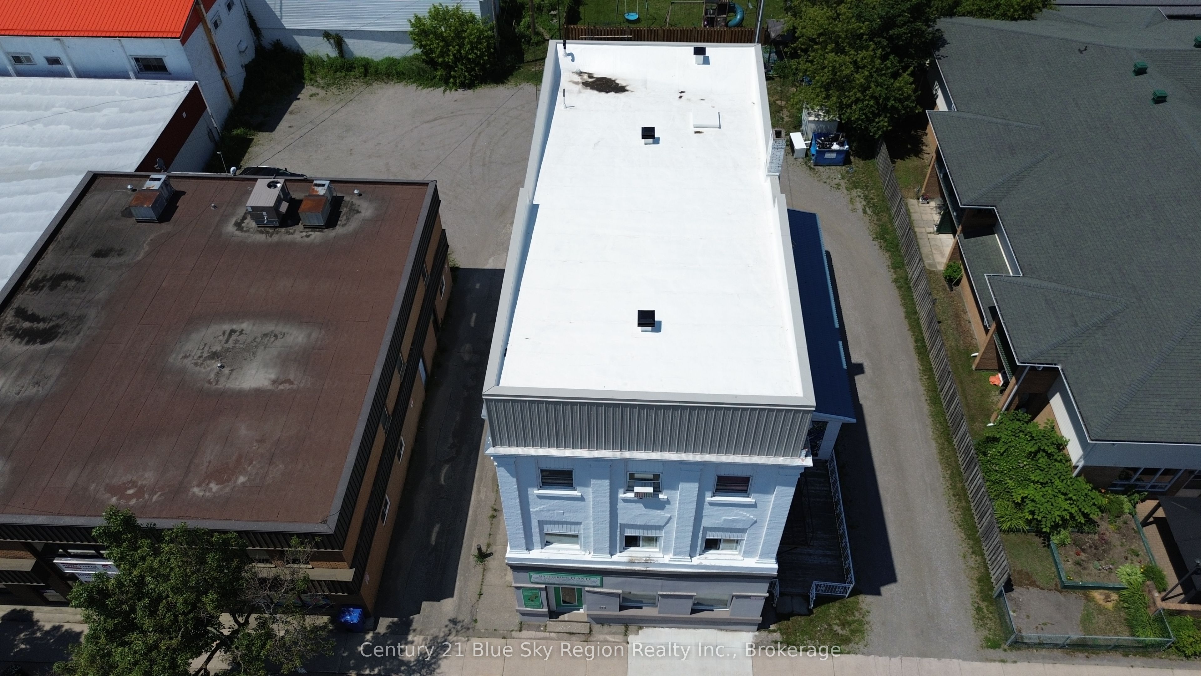 173 King Street Property Photo 29