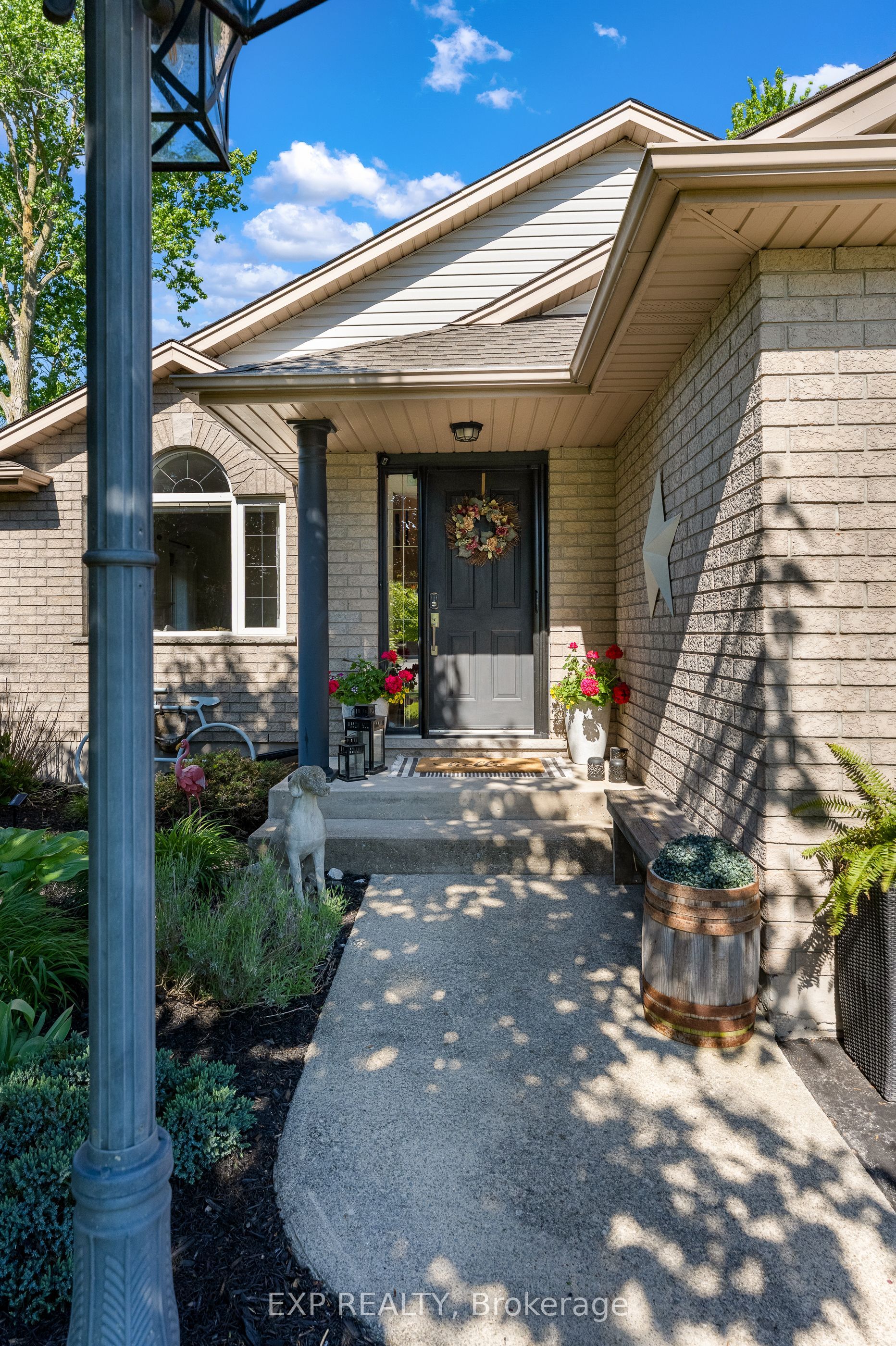 43 Thorold Avenue Property Photo 4