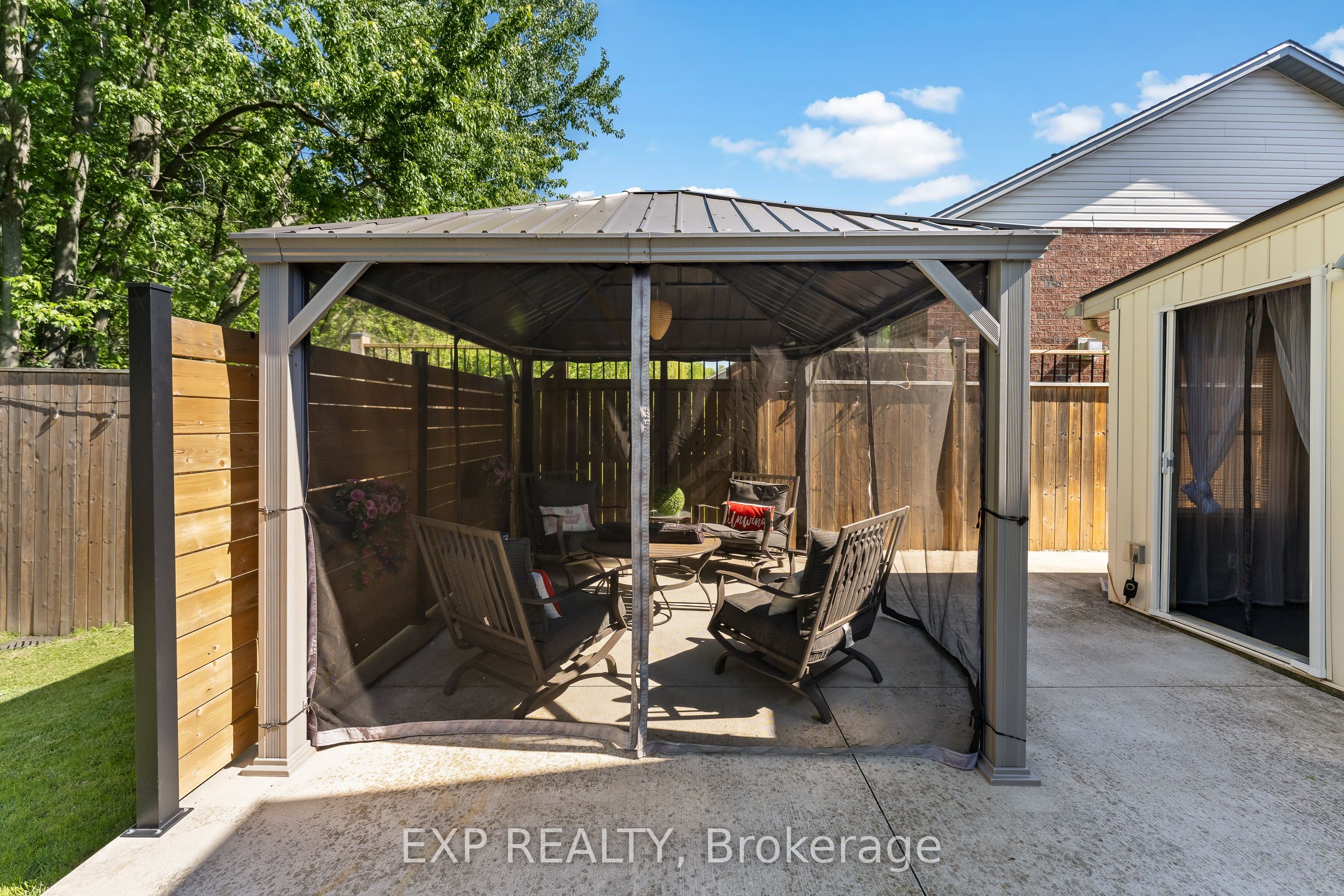 43 Thorold Avenue Property Photo 36