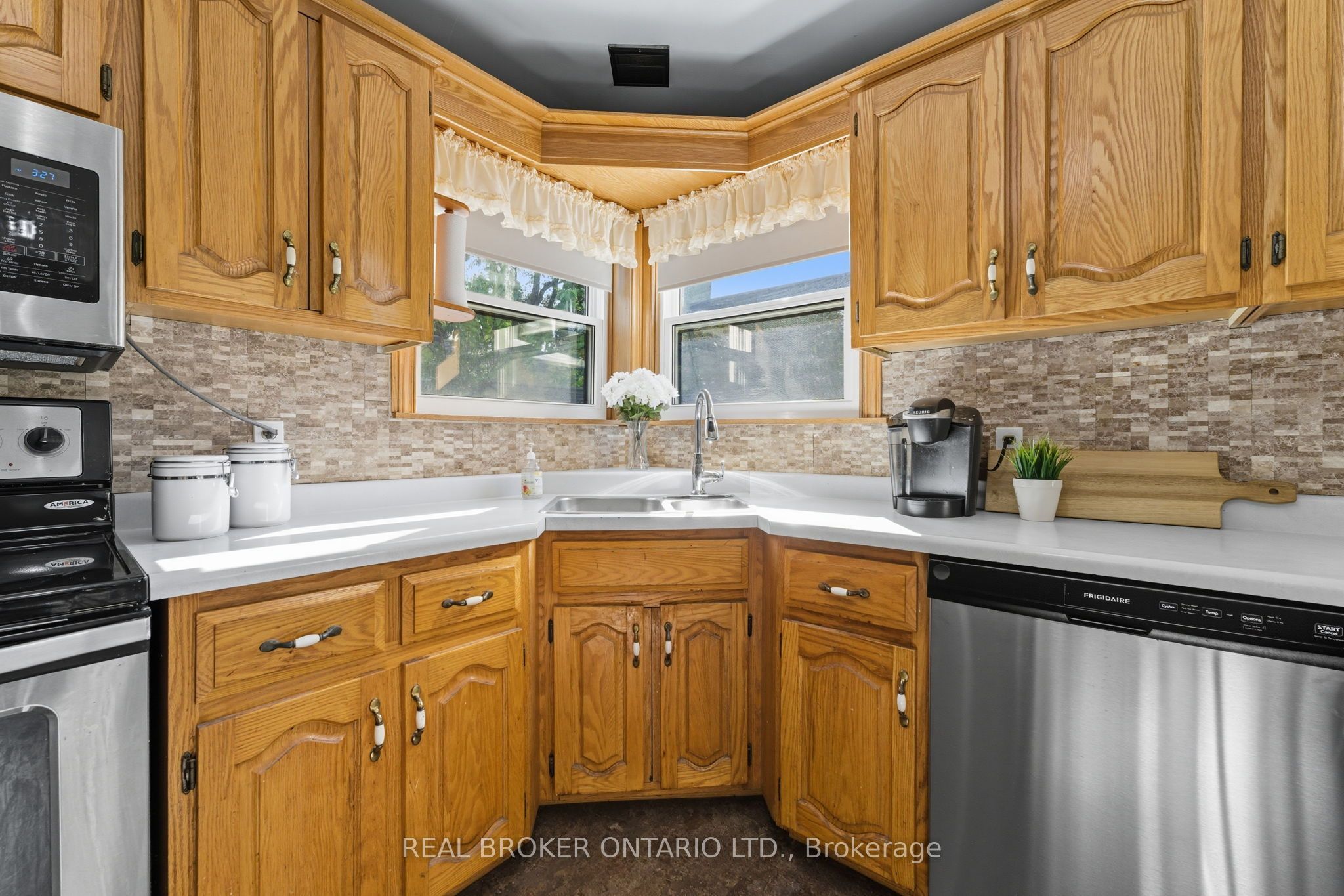 36 Gibson Drive Property Photo 14