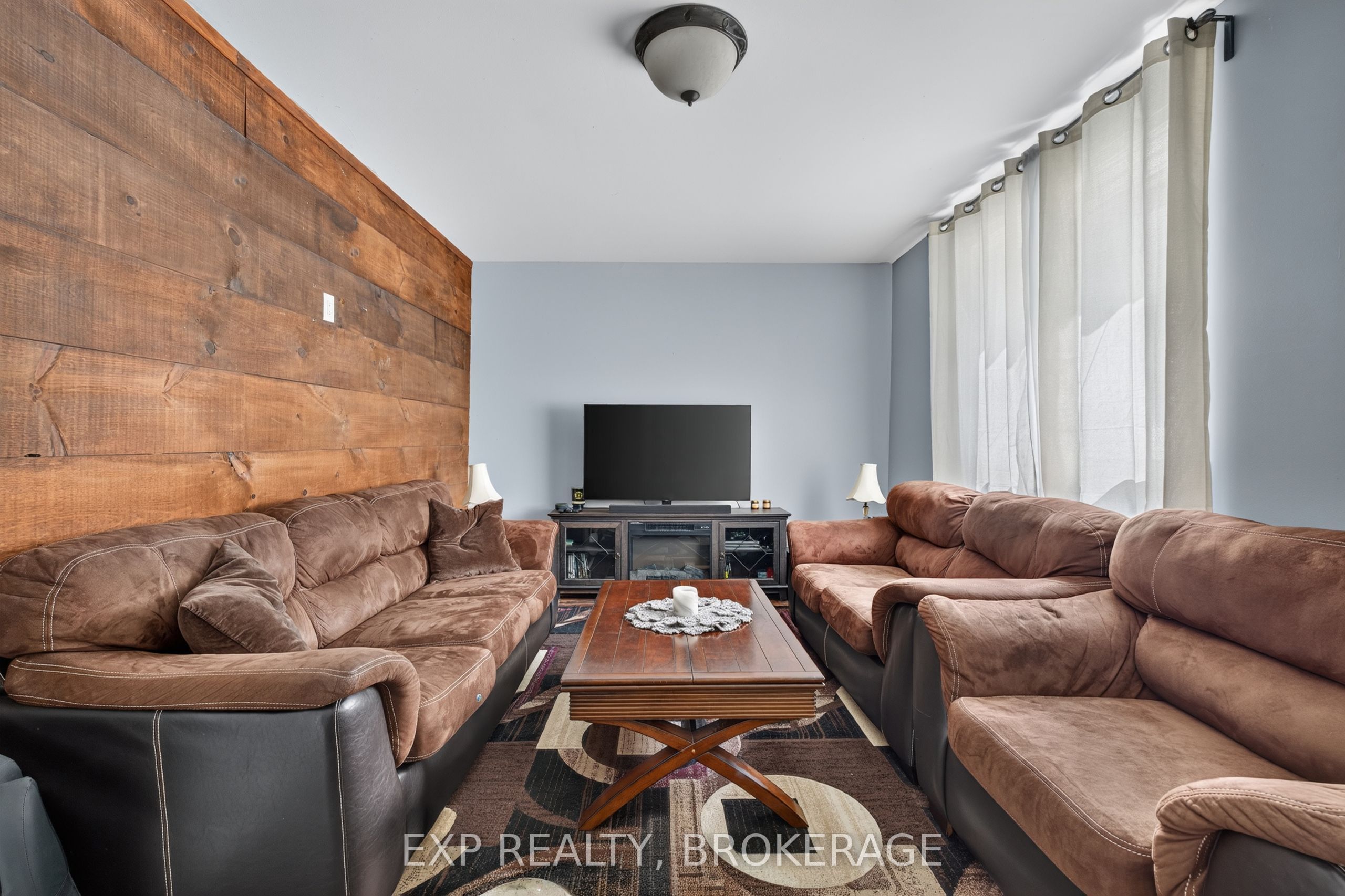 5105 Battersea Road Property Photo 8