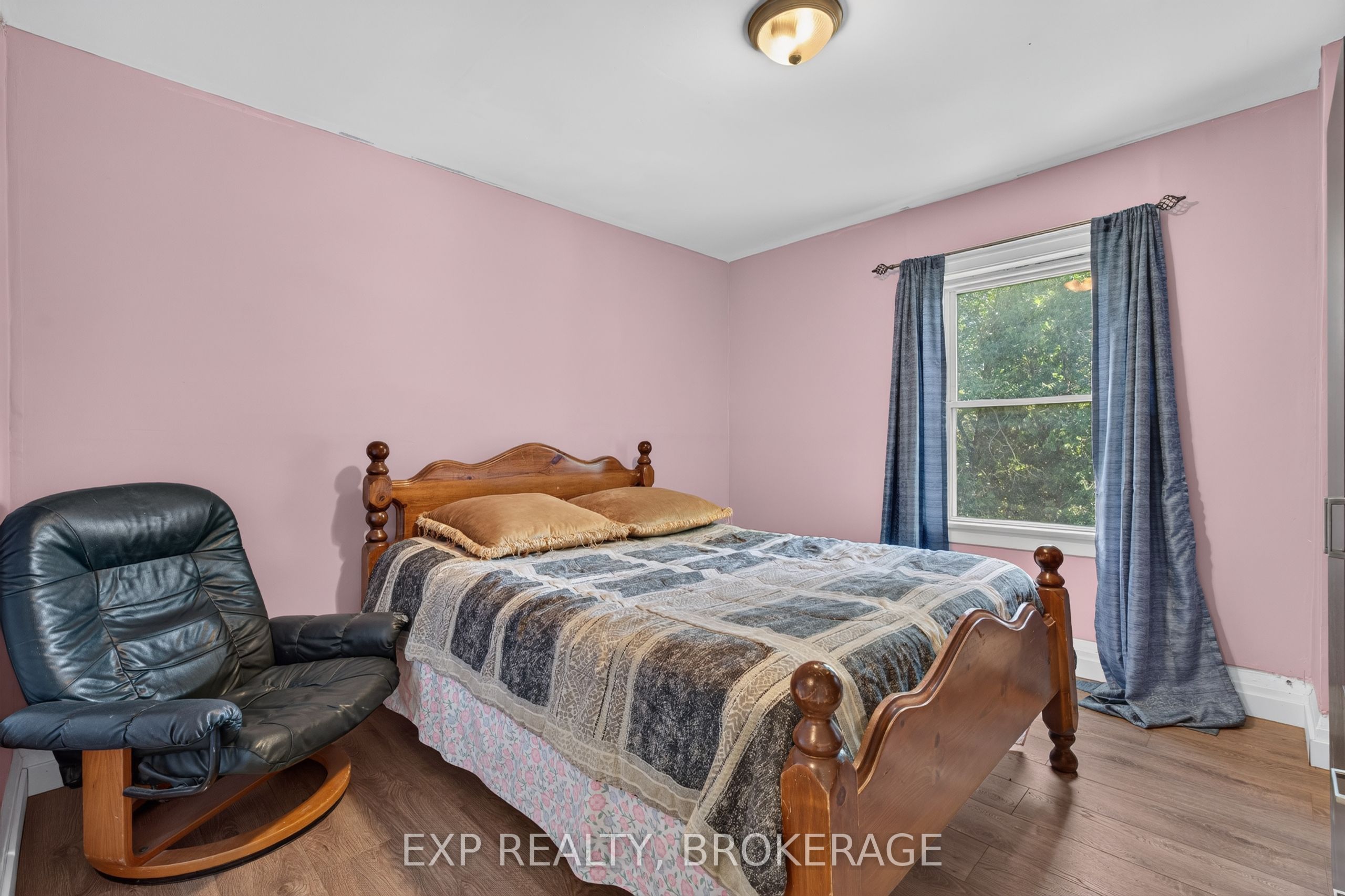 5105 Battersea Road Property Photo 23