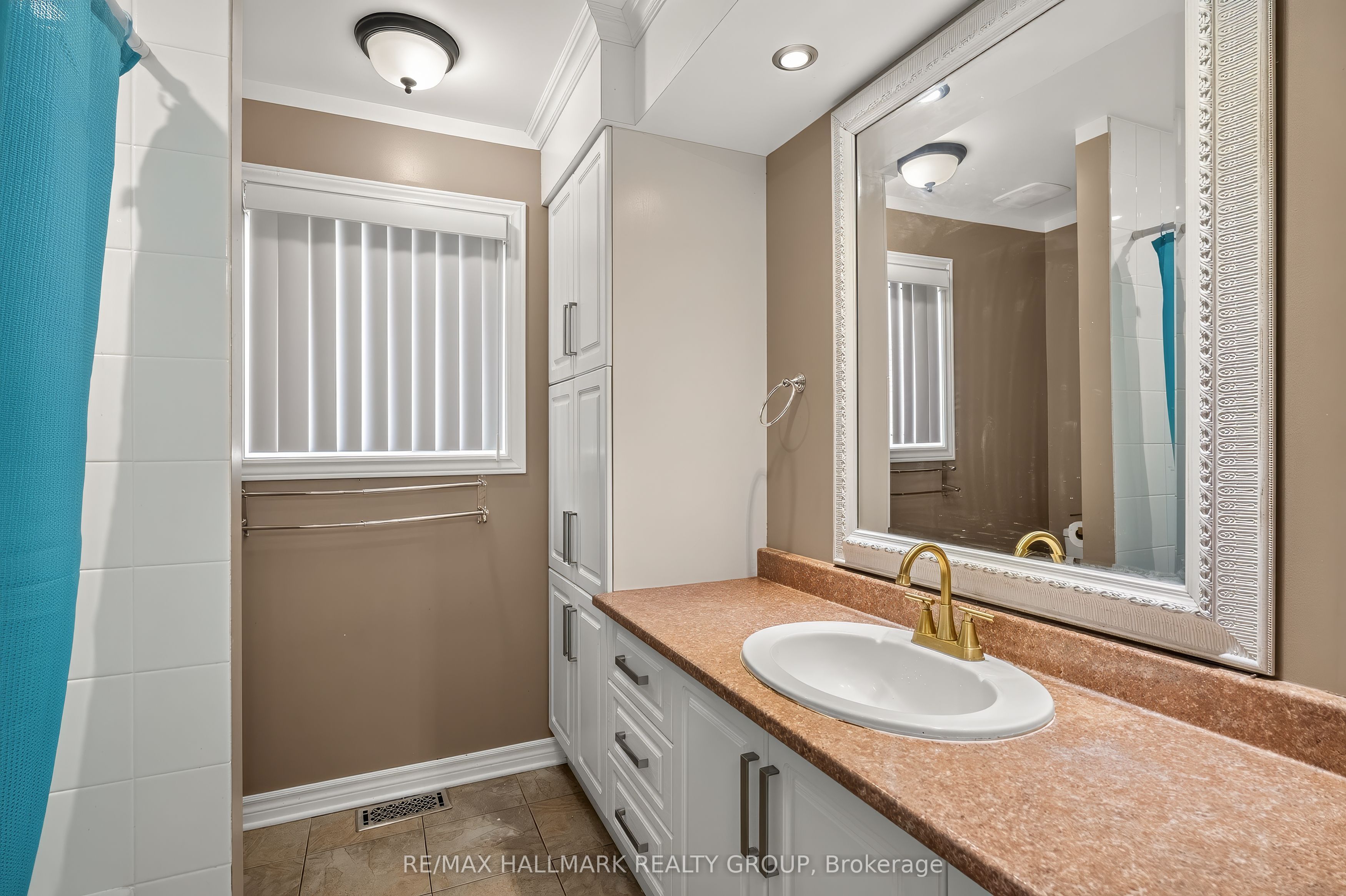 4300 Schell Street Property Photo 22
