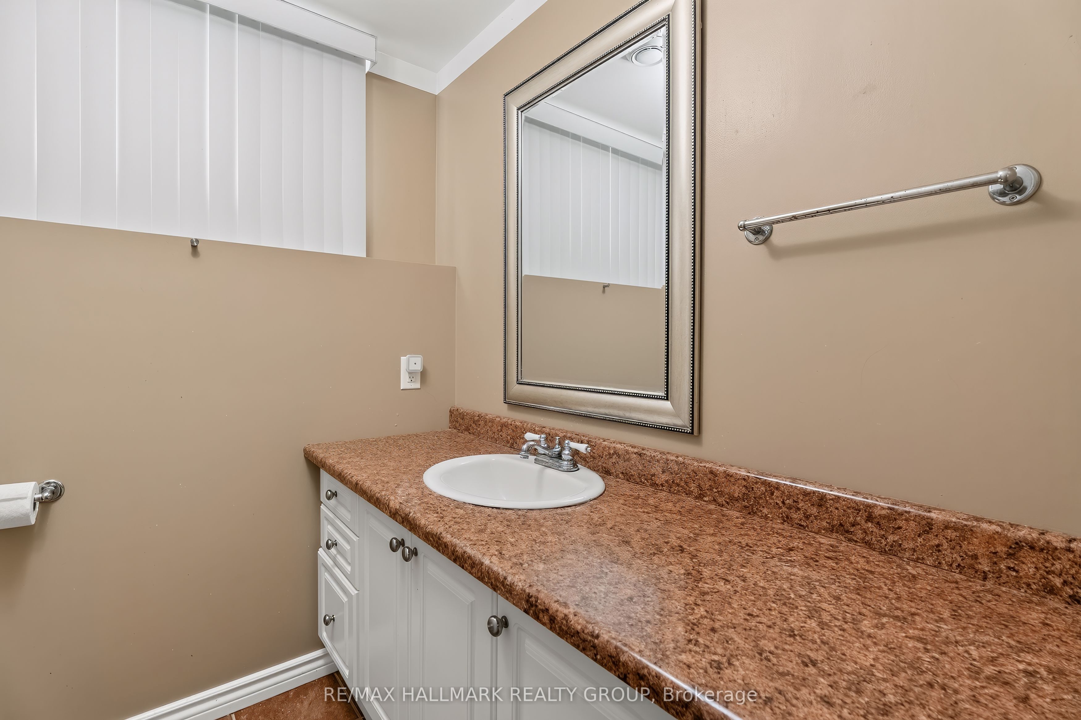 4300 Schell Street Property Photo 29
