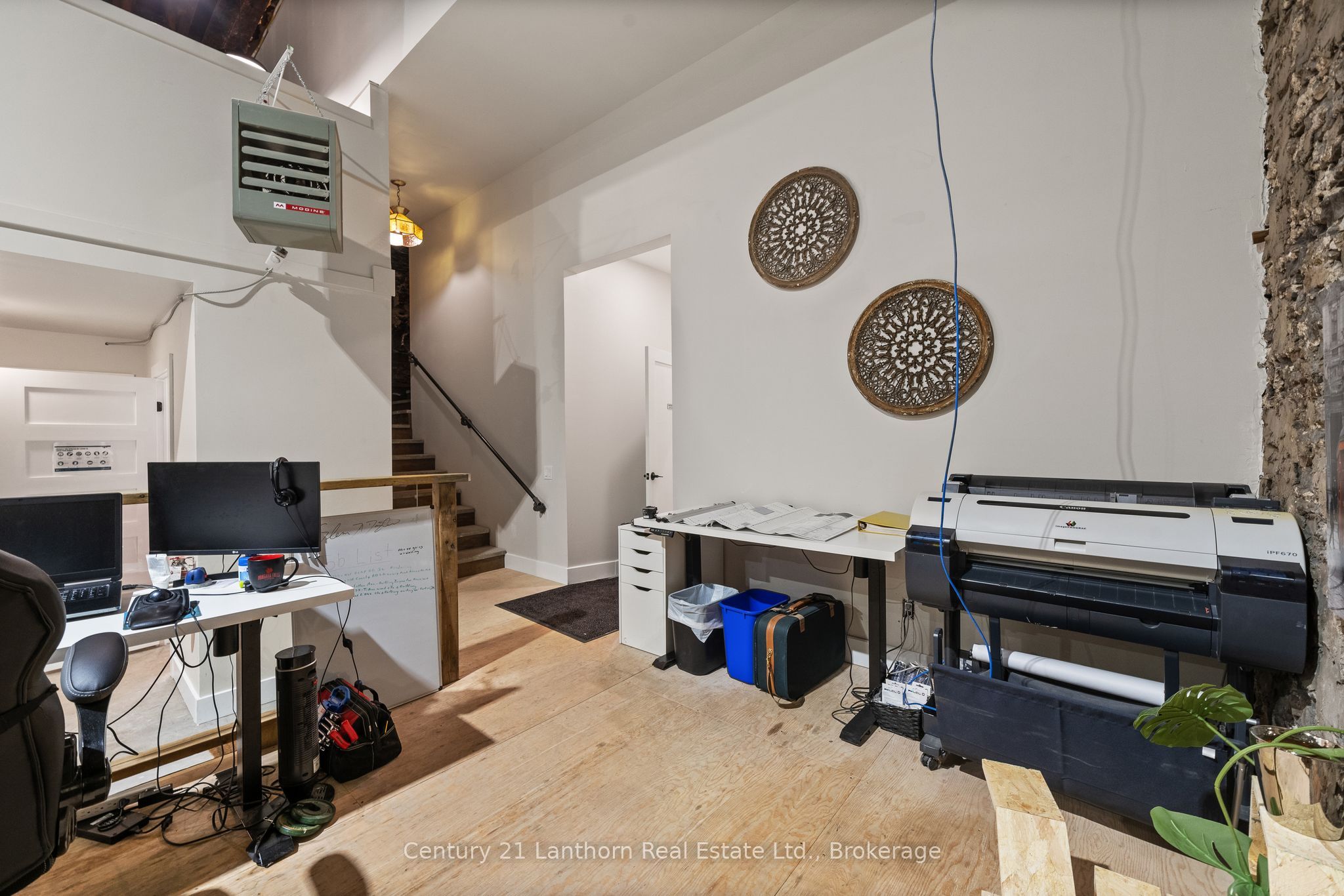 233 Front Street Property Photo 19