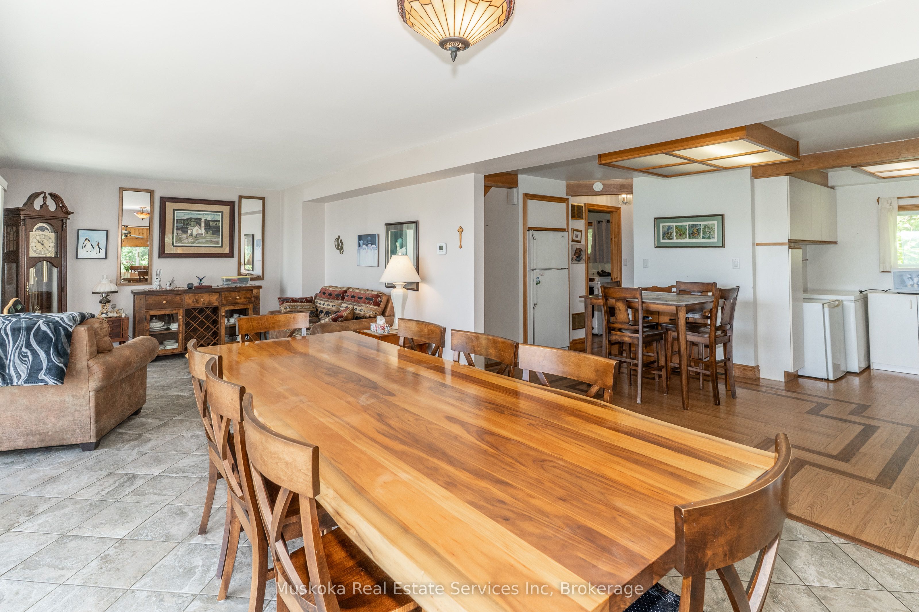 655 Farquhar Street Property Photo 20