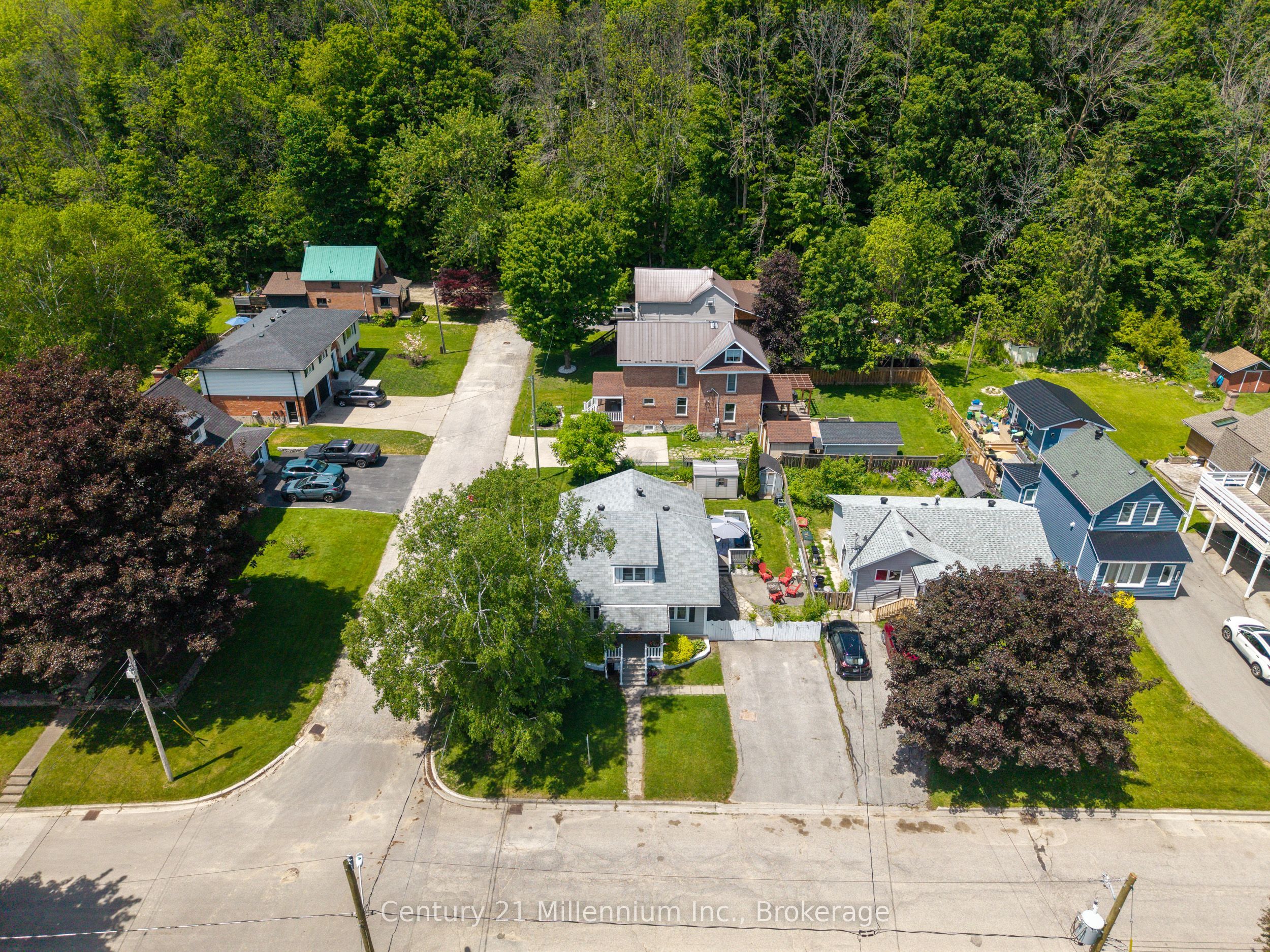 1712 5th Avenue W Property Photo 4