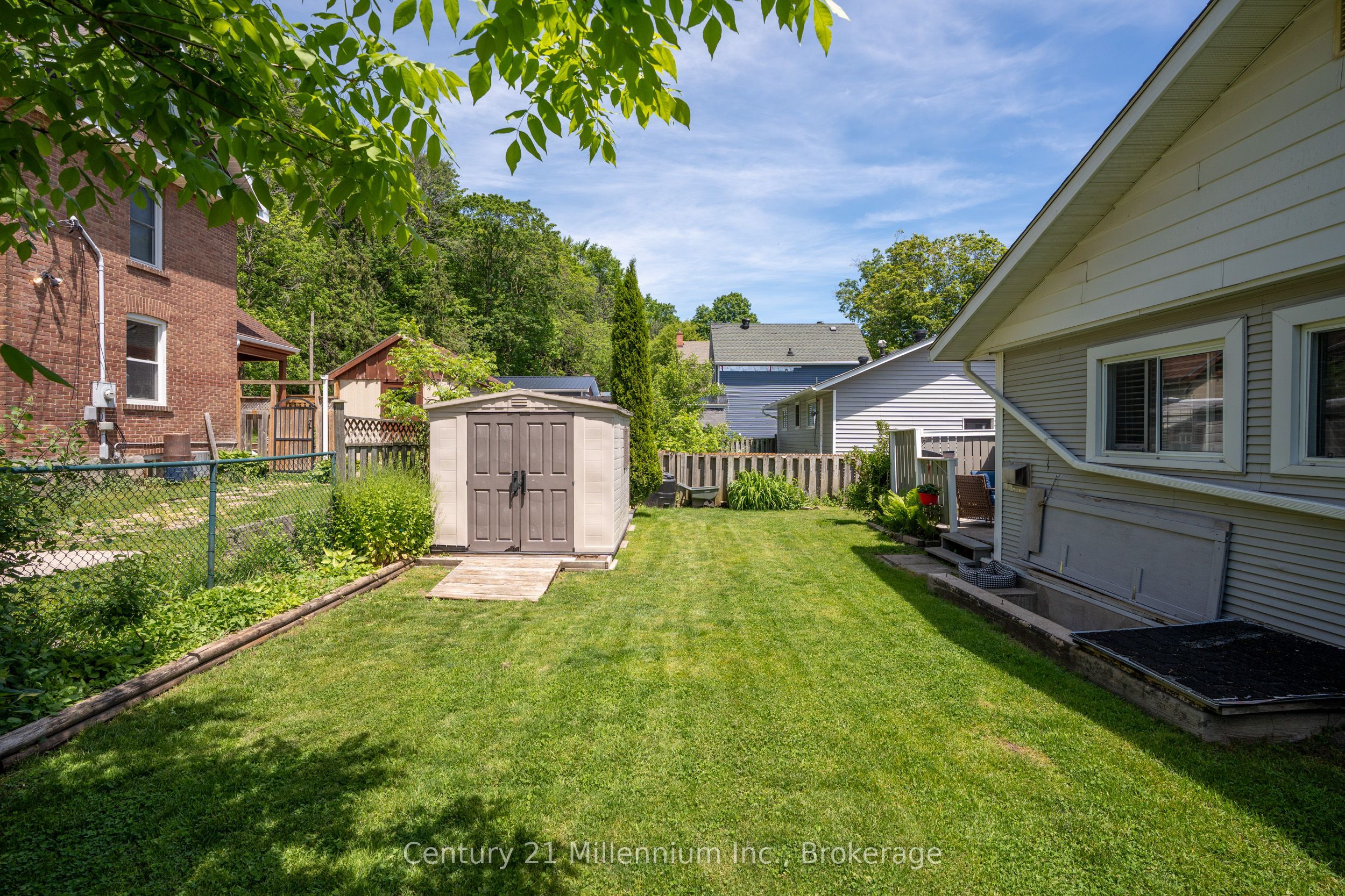 1712 5th Avenue W Property Photo 37