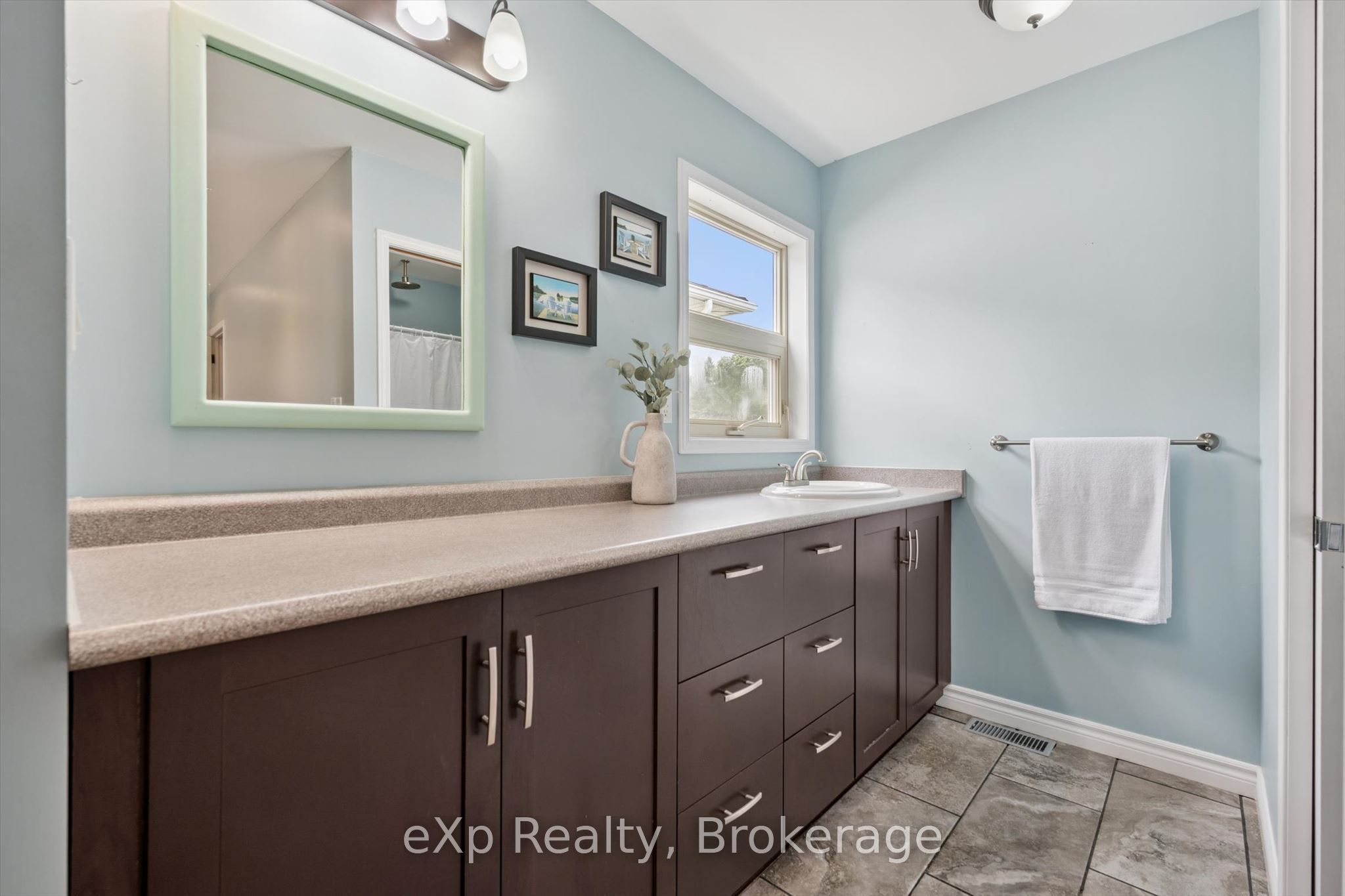 19 Keating Drive Property Photo 32