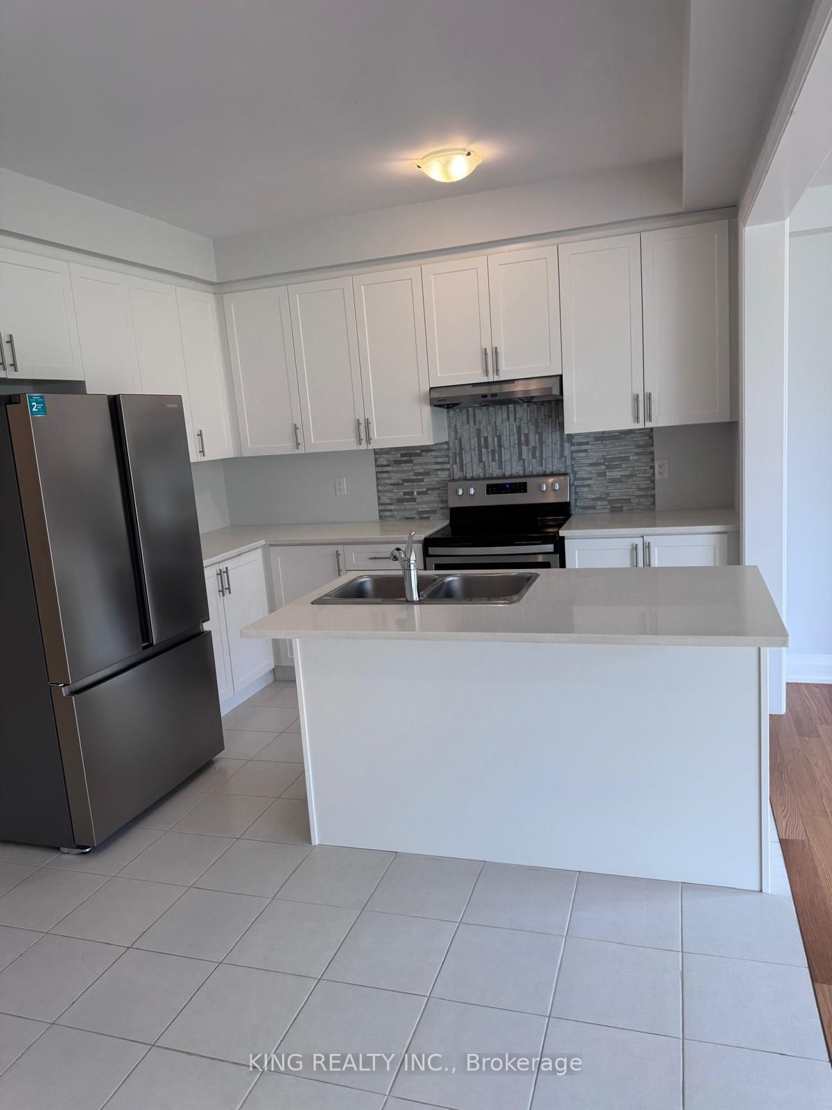 141 Cole Terrace Property Photo 8