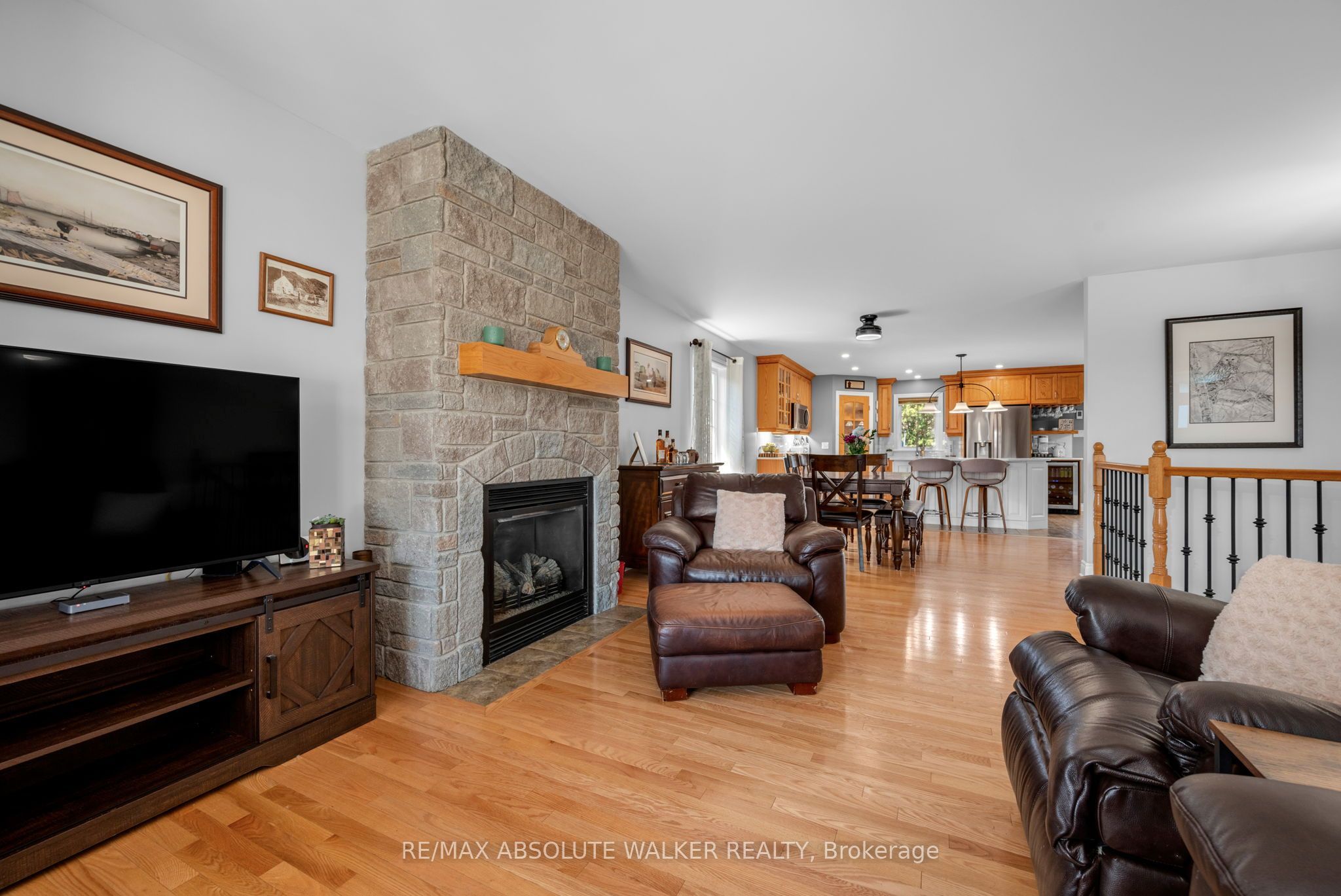 8 Settlement Lane Property Photo 4