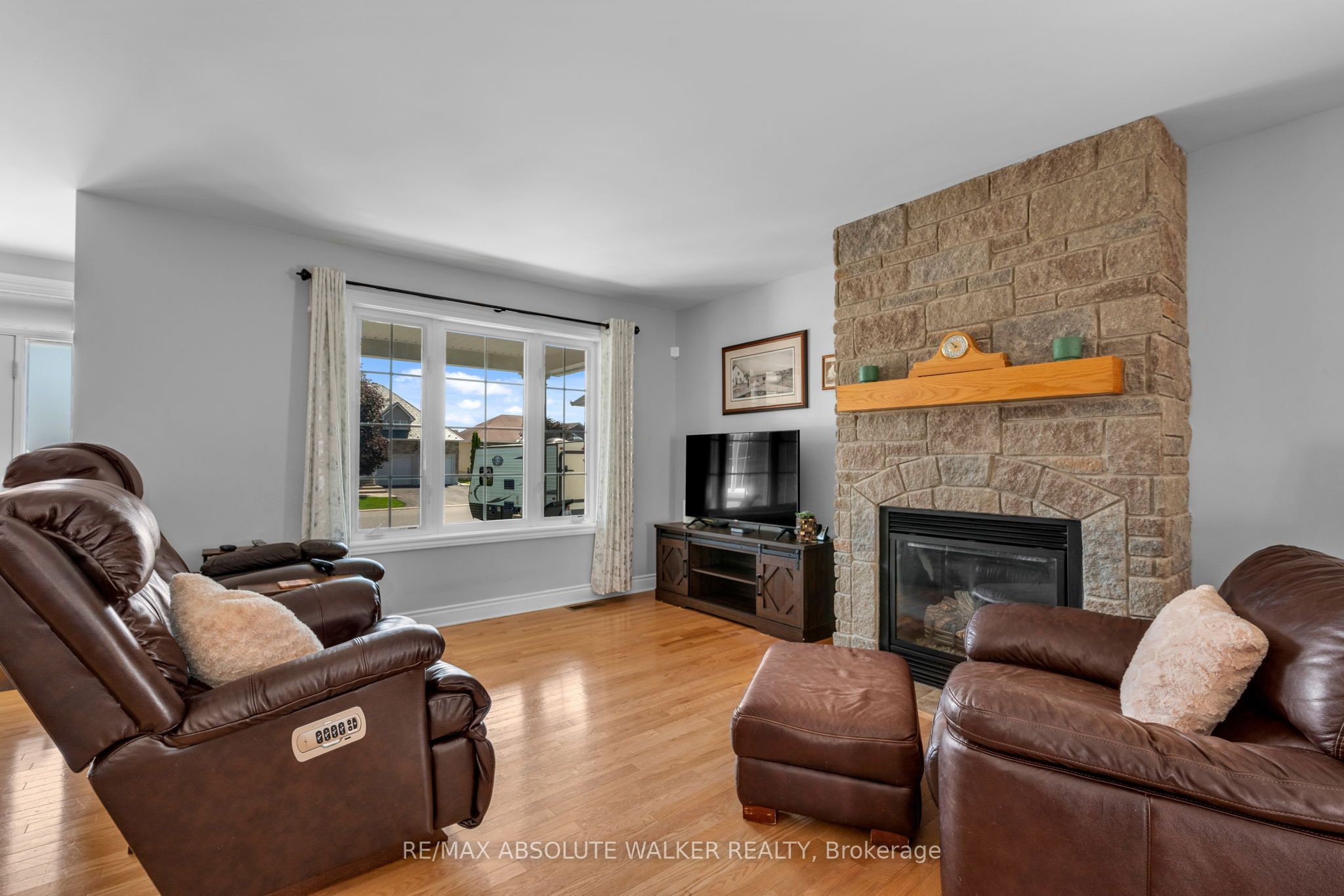 8 Settlement Lane Property Photo 6