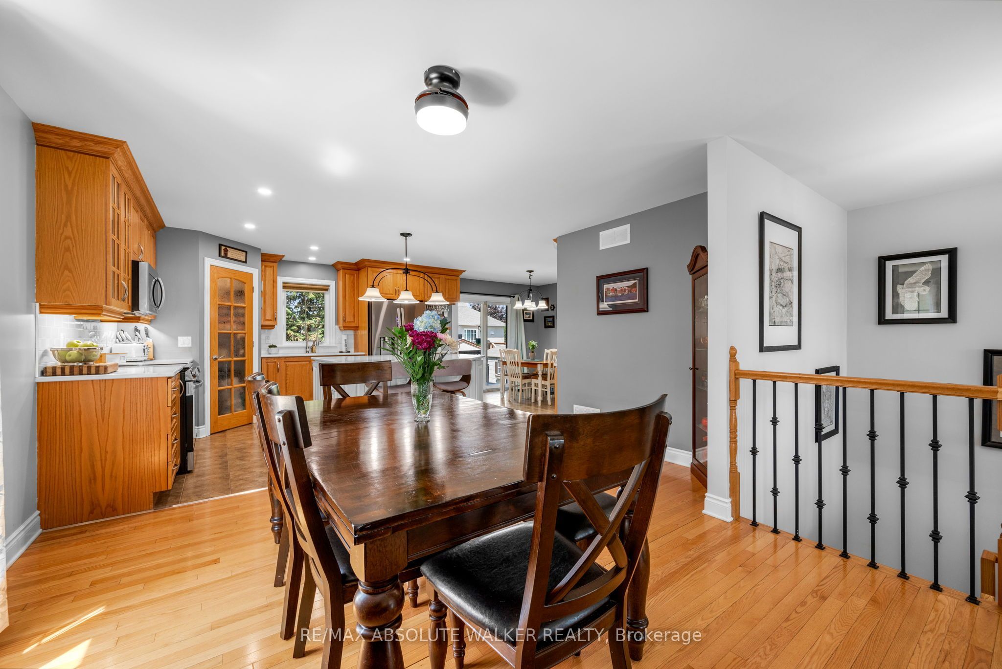 8 Settlement Lane Property Photo 9