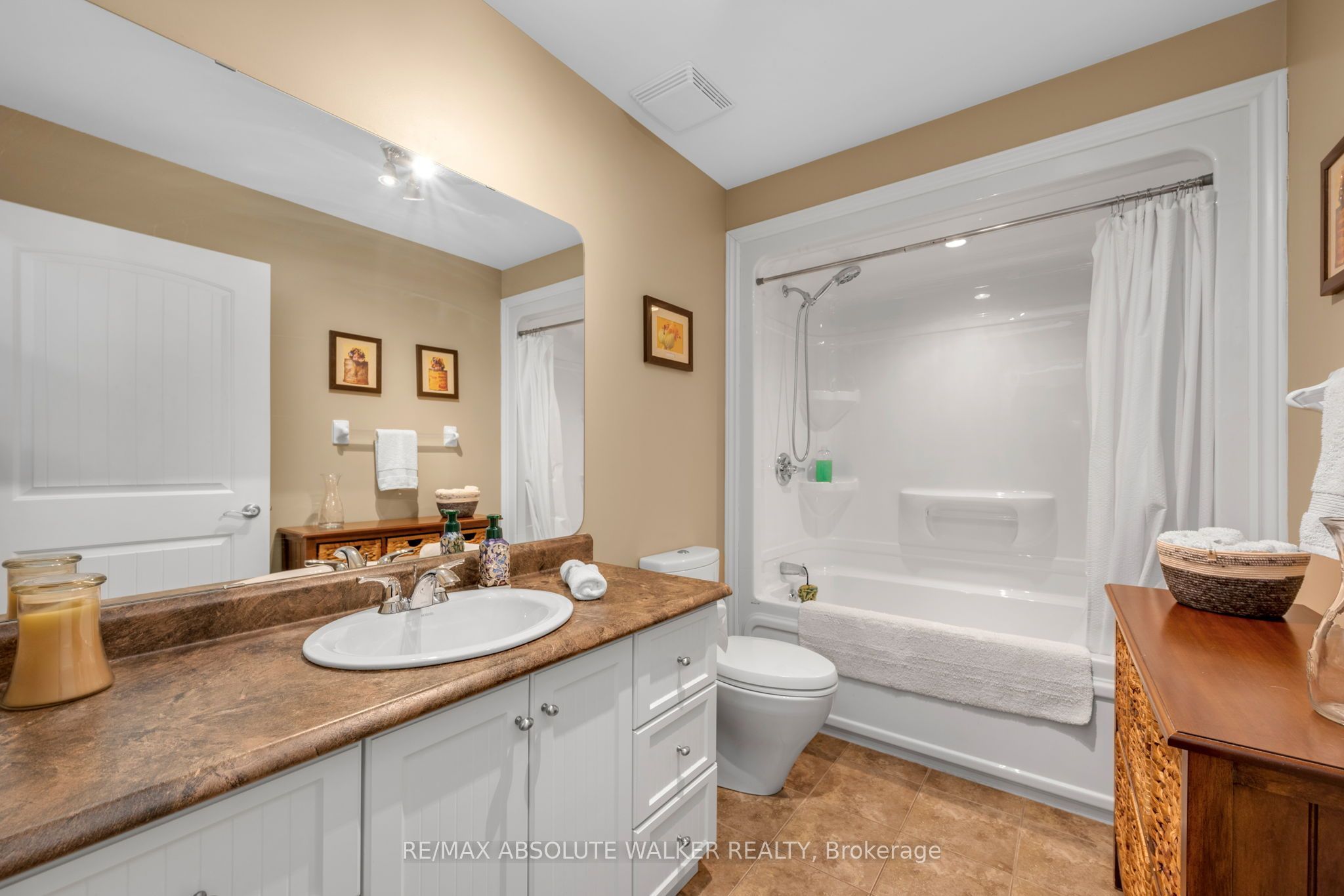 8 Settlement Lane Property Photo 22