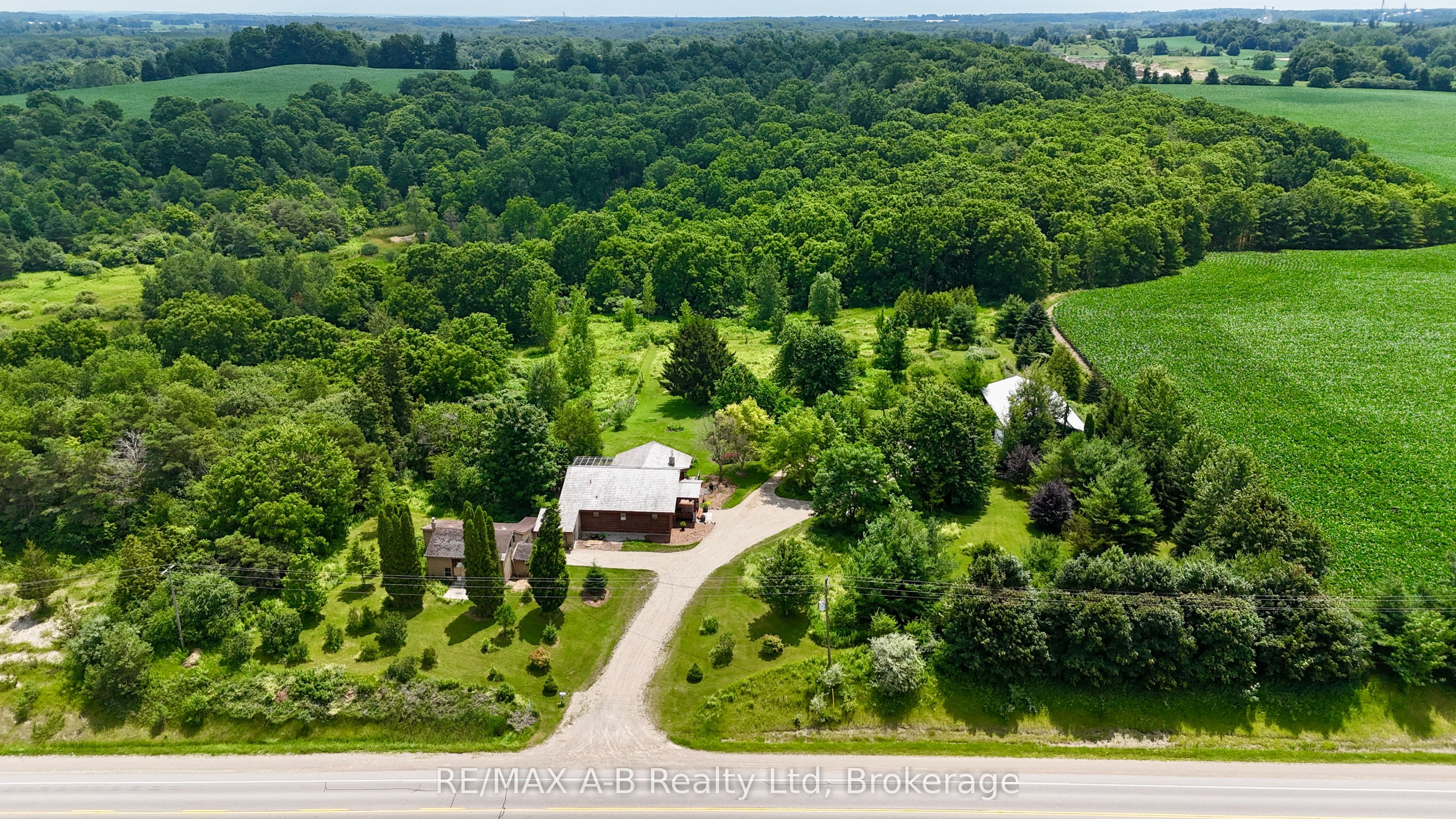 963550 Rd 96 Property Photo 1