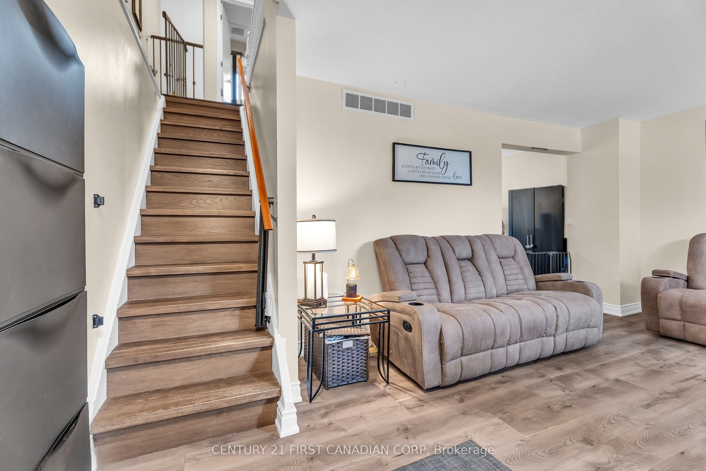 22 Denlaw Road Property Photo 5