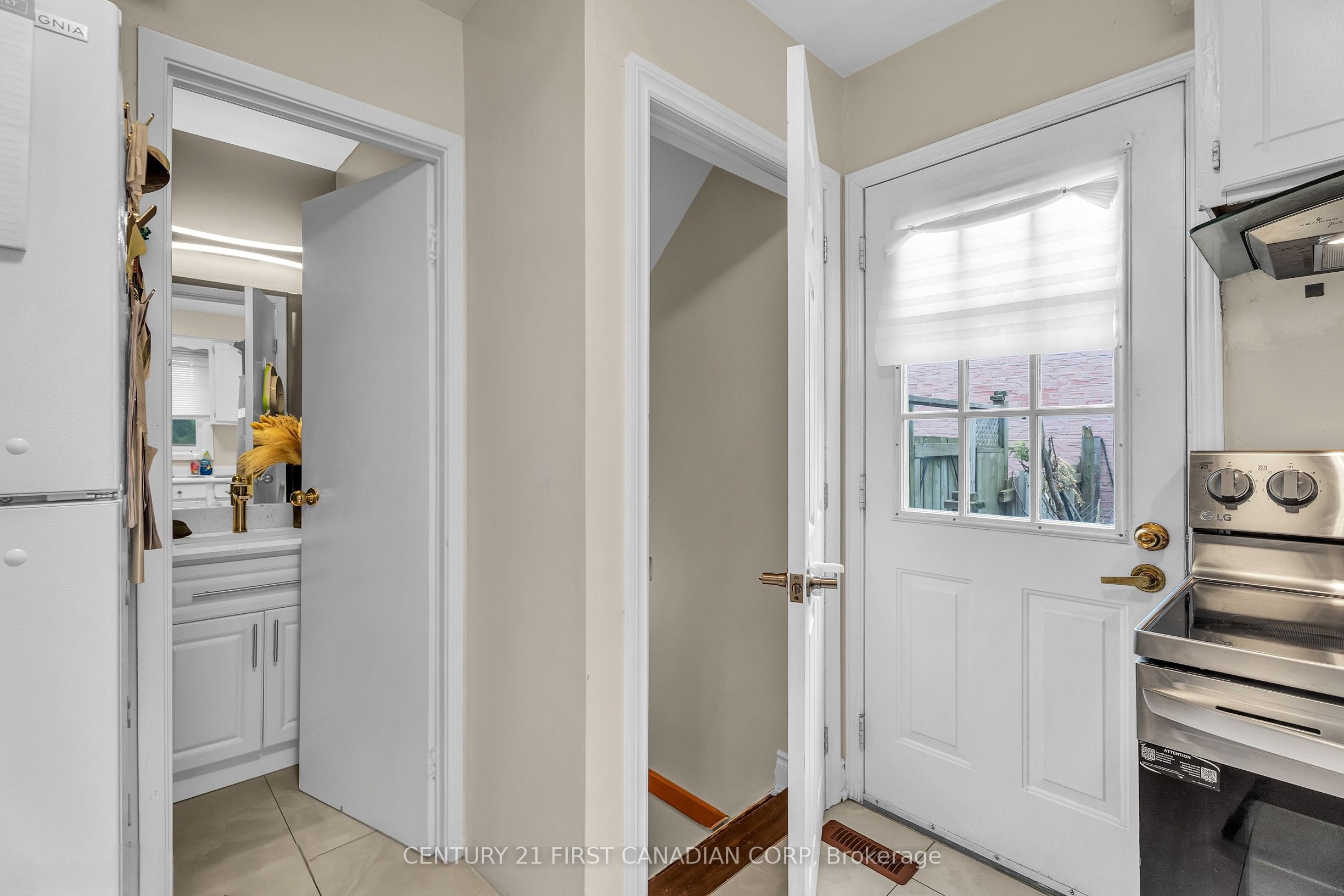 22 Denlaw Road Property Photo 15