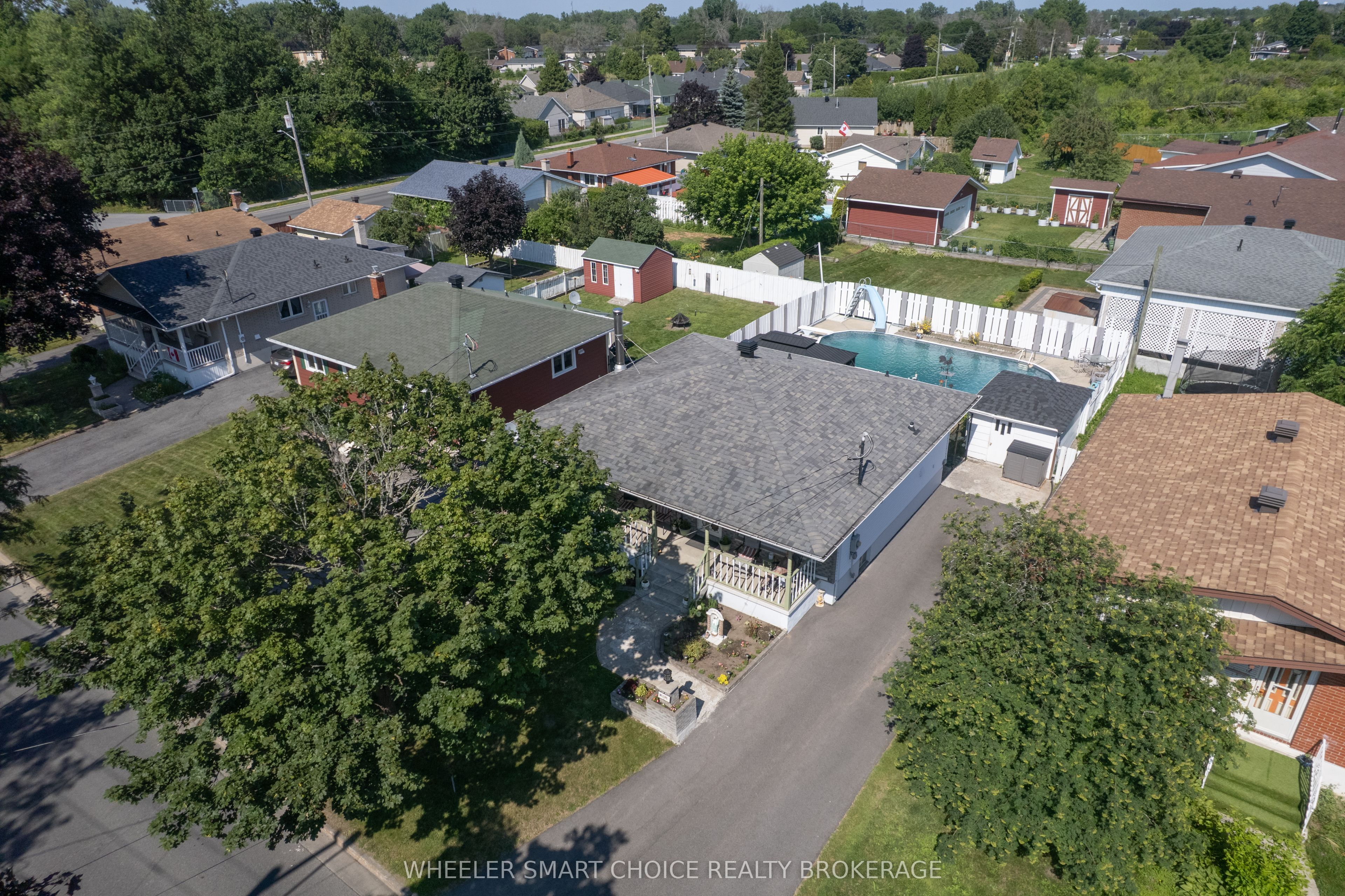 542 Anthony Street Property Photo 5