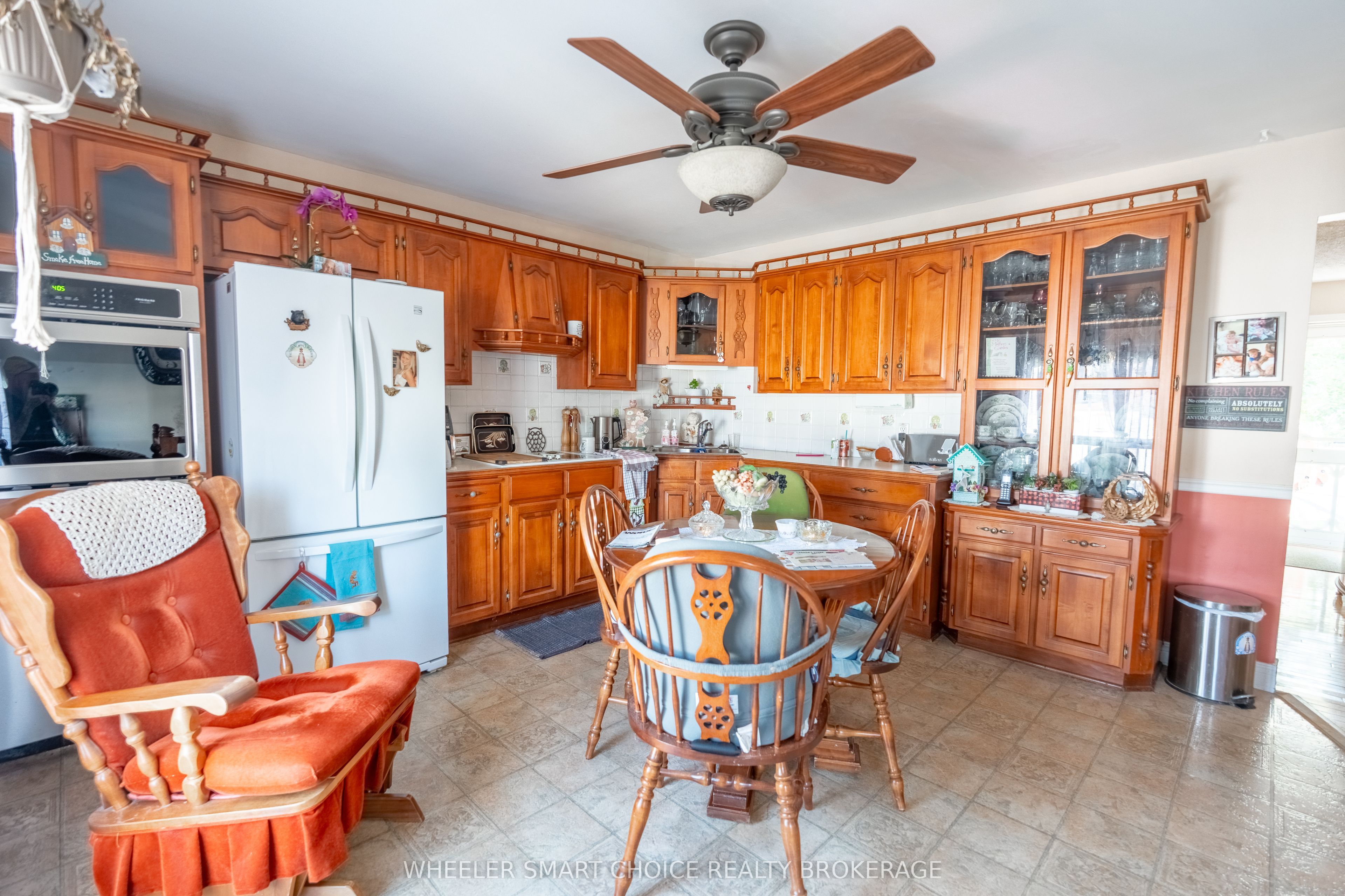 542 Anthony Street Property Photo 8