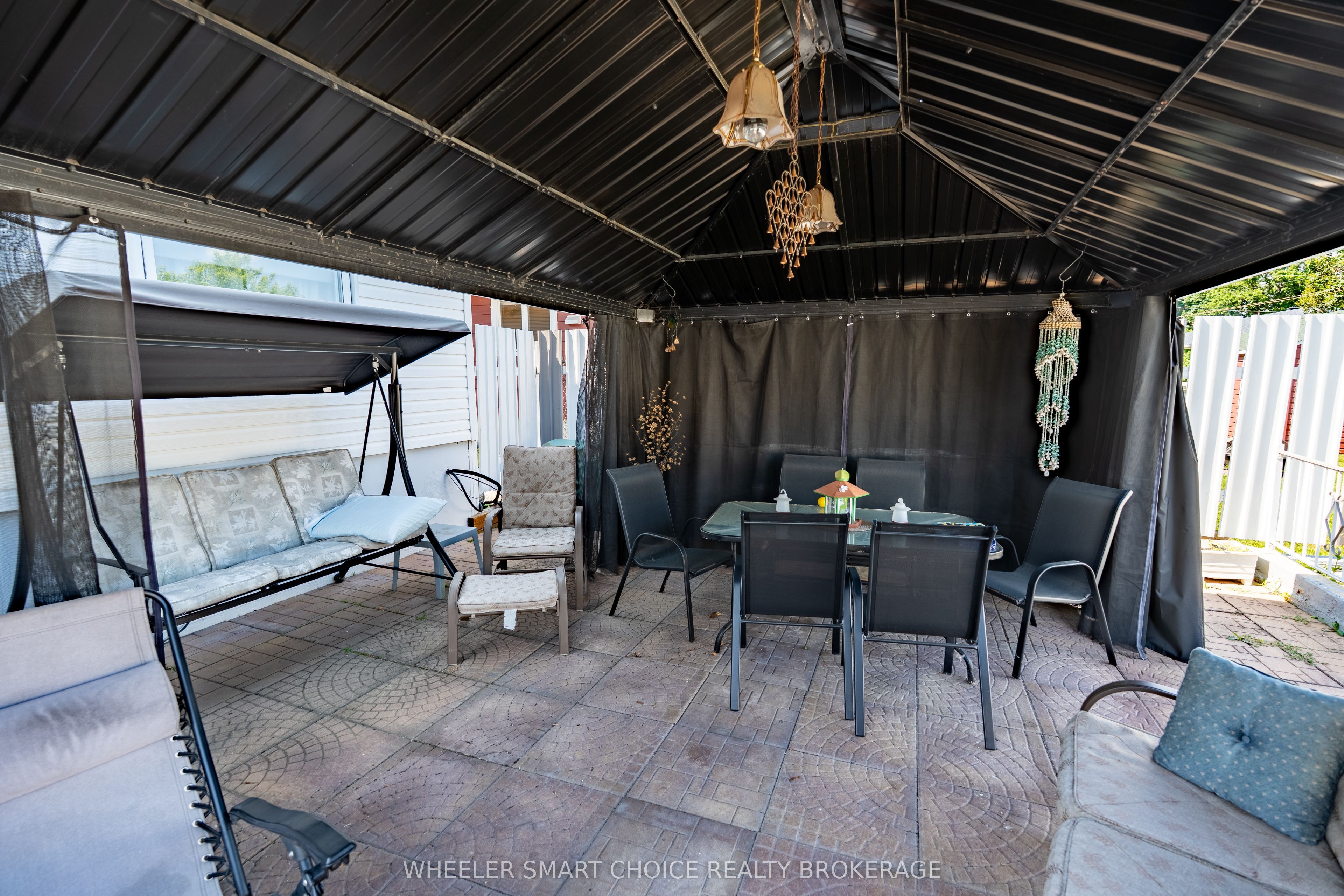 542 Anthony Street Property Photo 21