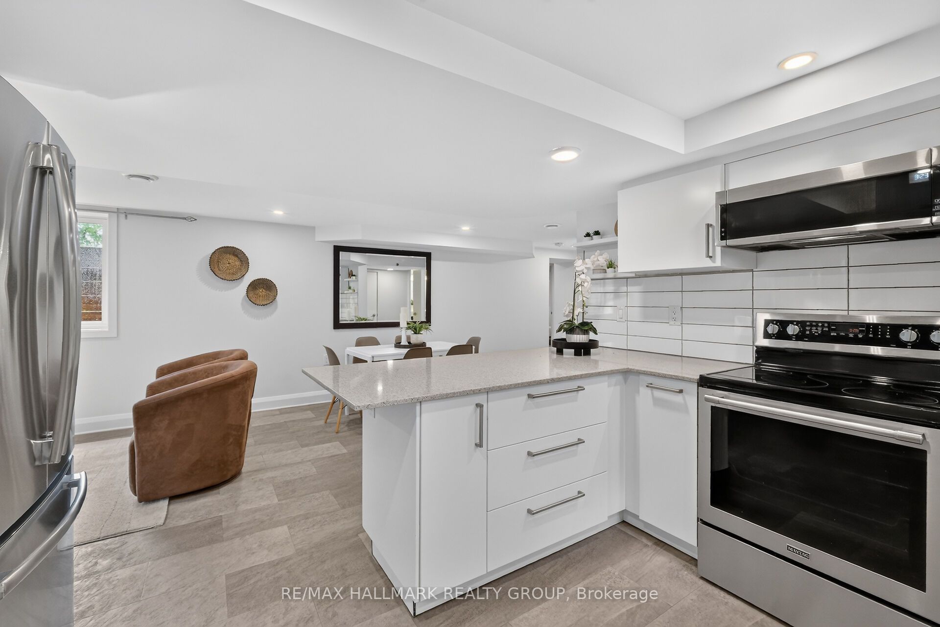 2160 Lambeth Walk Property Photo 30